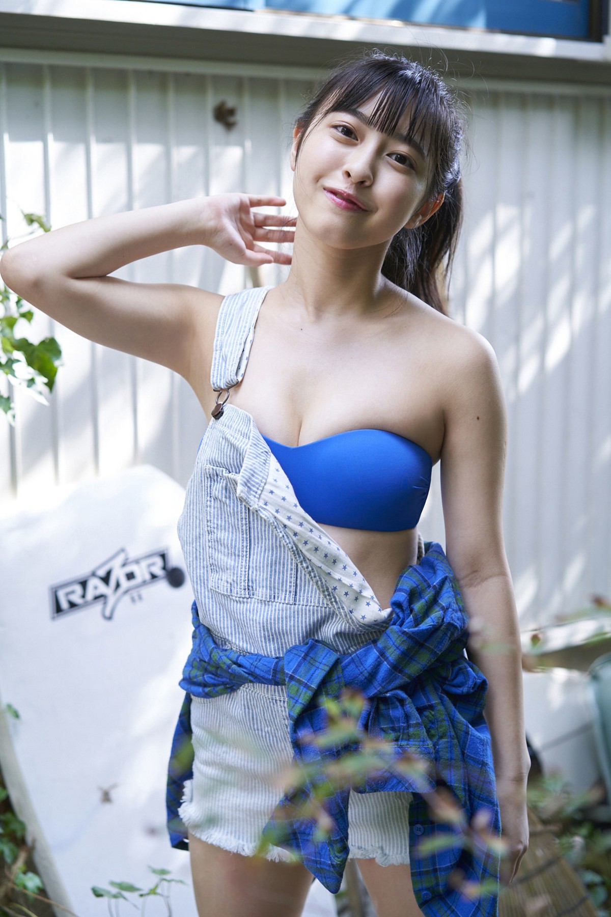 Photobook 2021.05.01 Tsukine Takeuchi 竹内月音 – YM 2021 Issue 1 Unreleased Cut