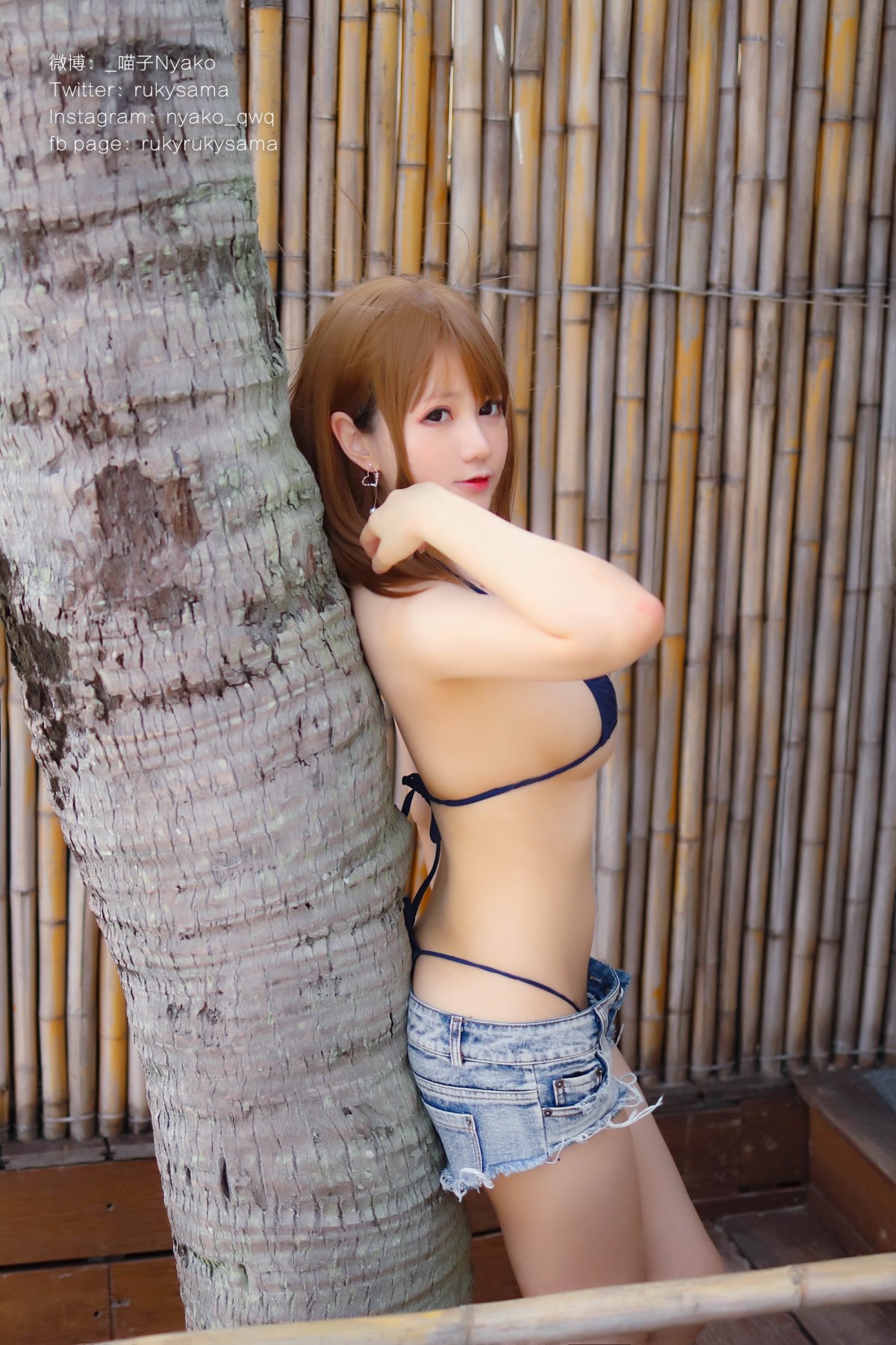 Coser@Nyako喵子 – 8月电子版15 夏の彼女 A