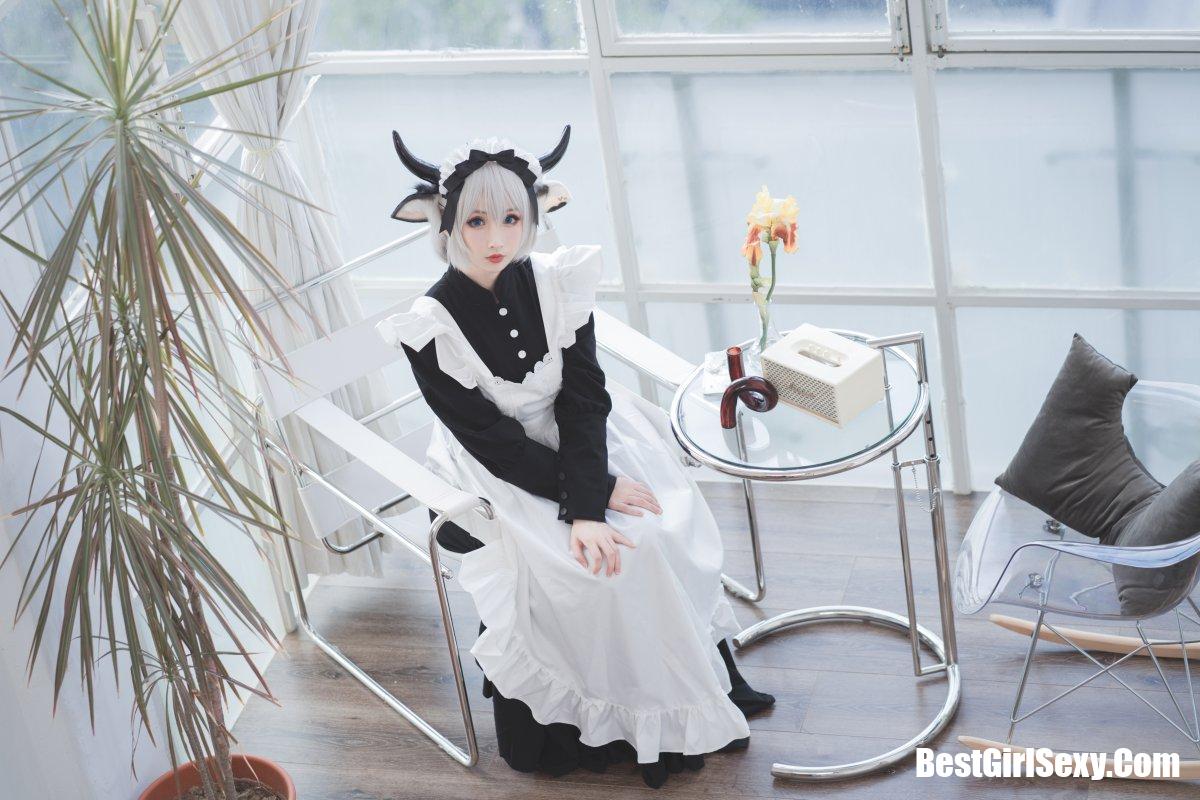 Coser@rioko凉凉子 Vol.063 贴心的奶牛女仆