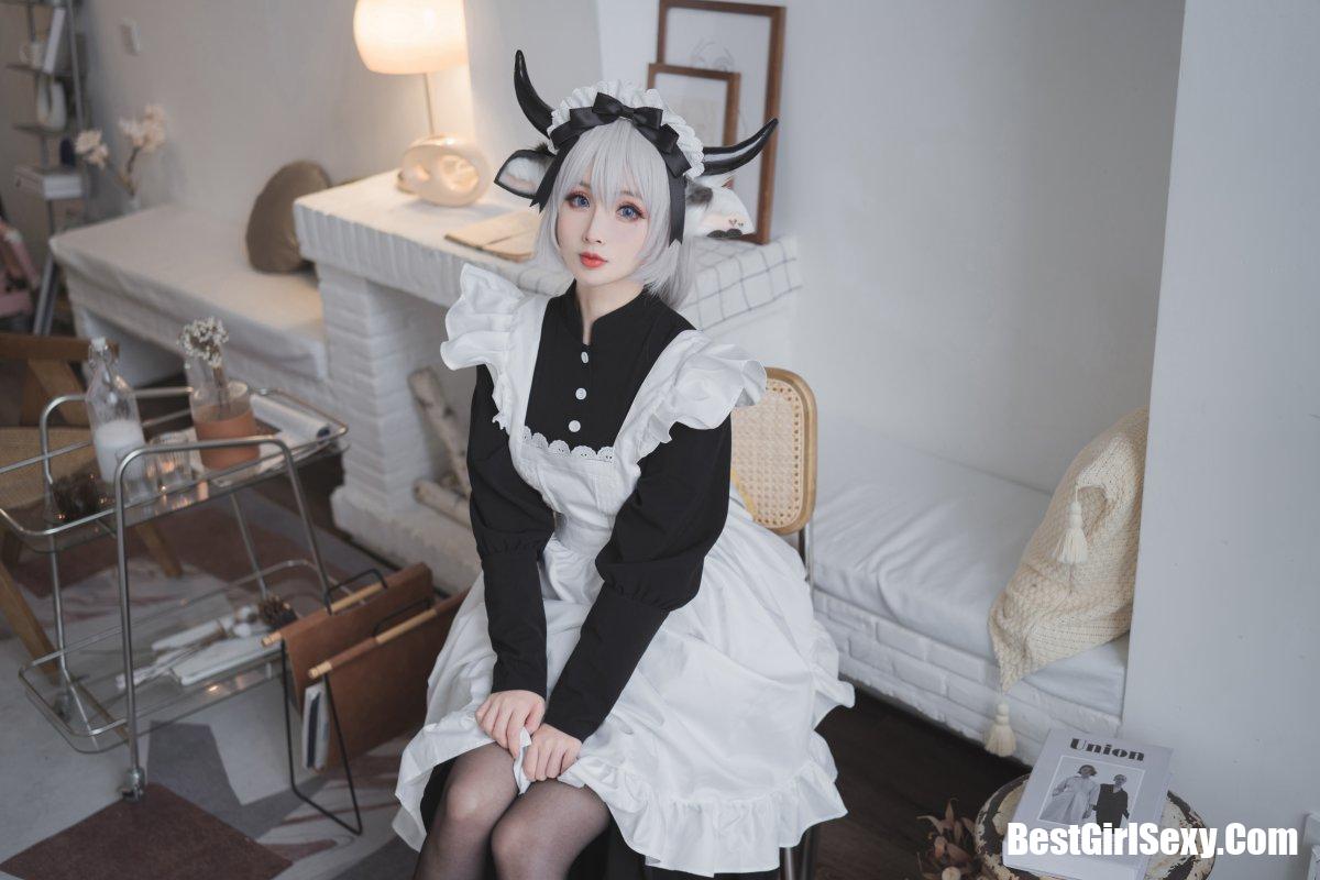 Coser@rioko凉凉子 Vol.063 贴心的奶牛女仆