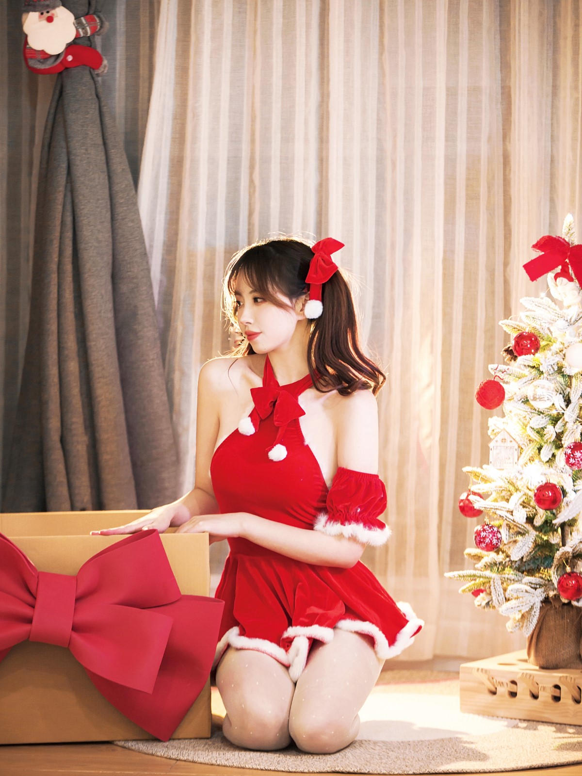 Coser@念雪 Vol.024 玫瑰礼物