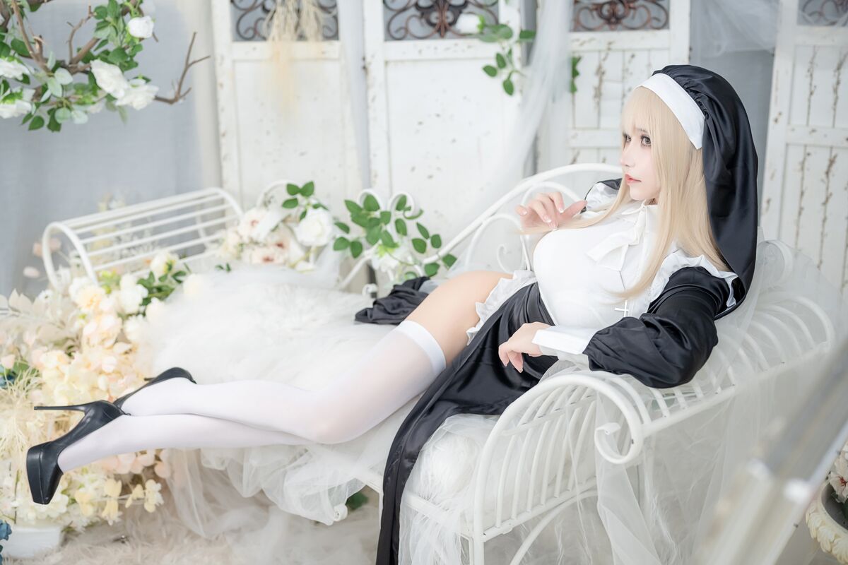 Coser@抱走莫子aa Baozoumoziaa – Birthday Special Nun 生日特辑 修女