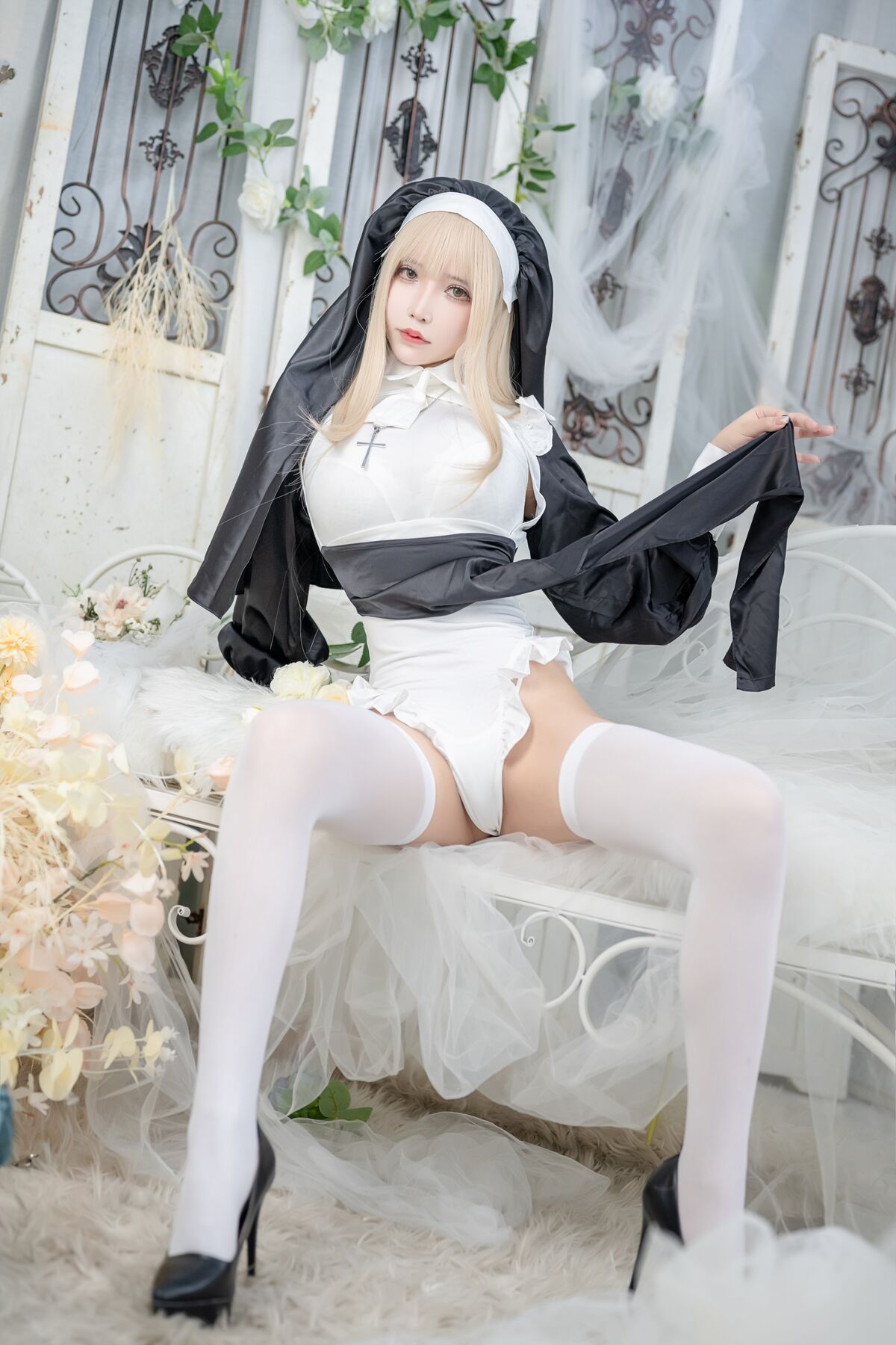 Coser@抱走莫子aa Baozoumoziaa – Birthday Special Nun 生日特辑 修女