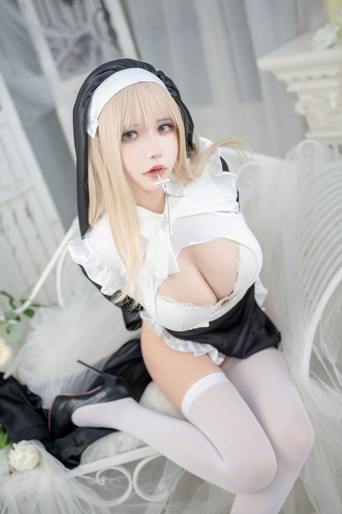 Coser@抱走莫子aa Baozoumoziaa – Birthday Special Nun 生日特辑 修女