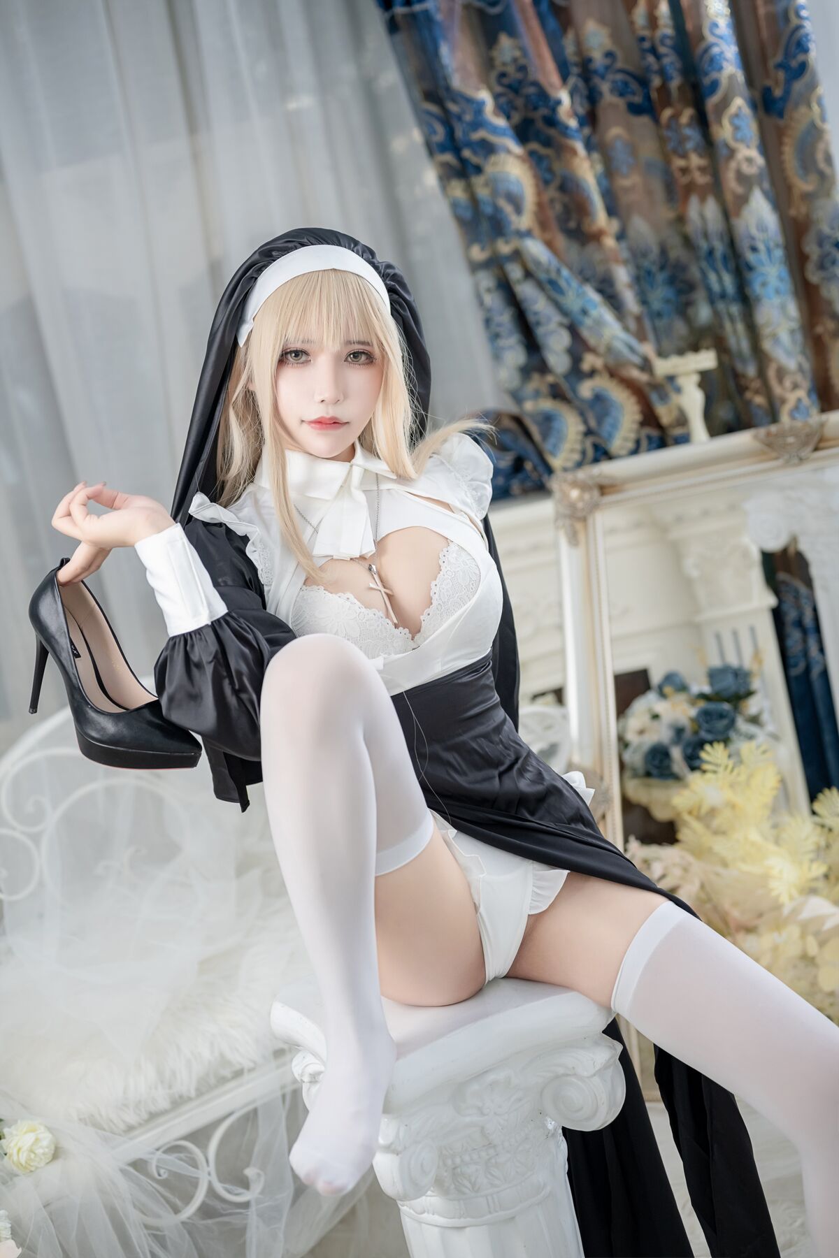 Coser@抱走莫子aa Baozoumoziaa – Birthday Special Nun 生日特辑 修女