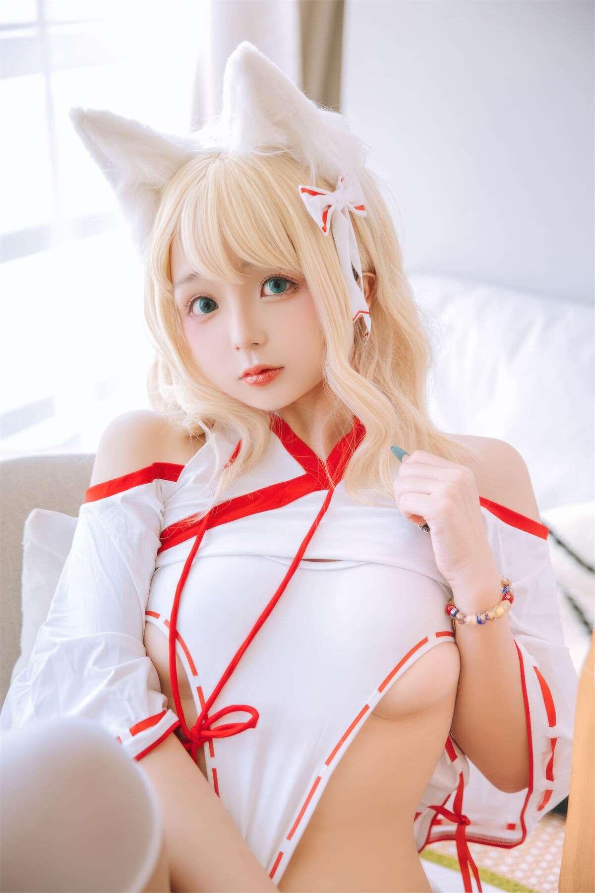 Coser@日奈娇 – 小狐狸巫女