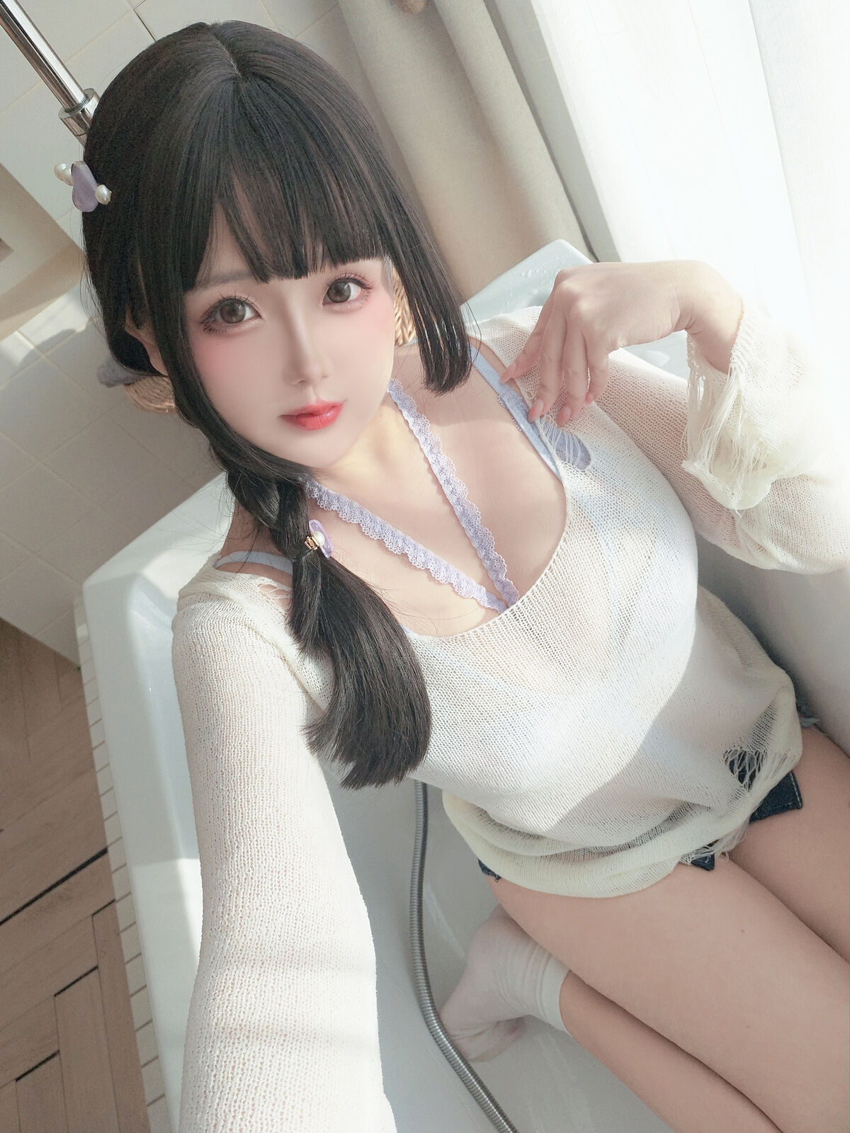 Coser@日奈娇 – 牛仔裤人妻 Part1