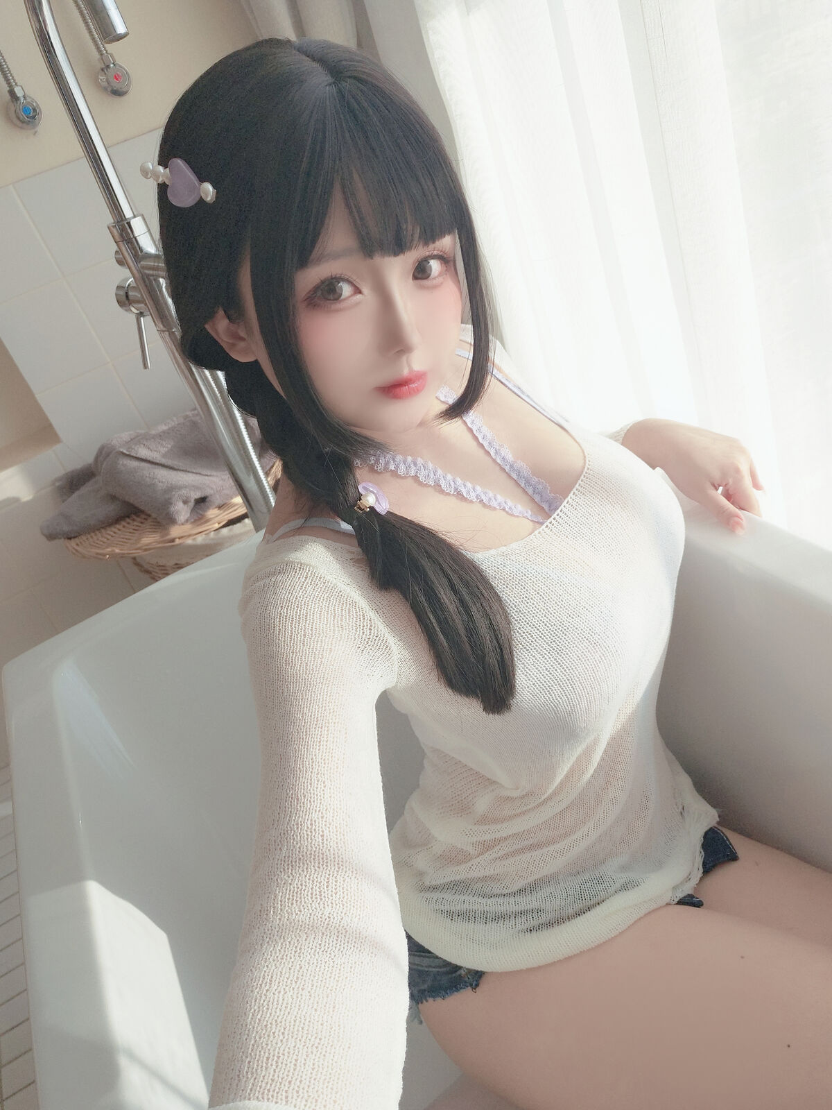 Coser@日奈娇 – 牛仔裤人妻 Part1