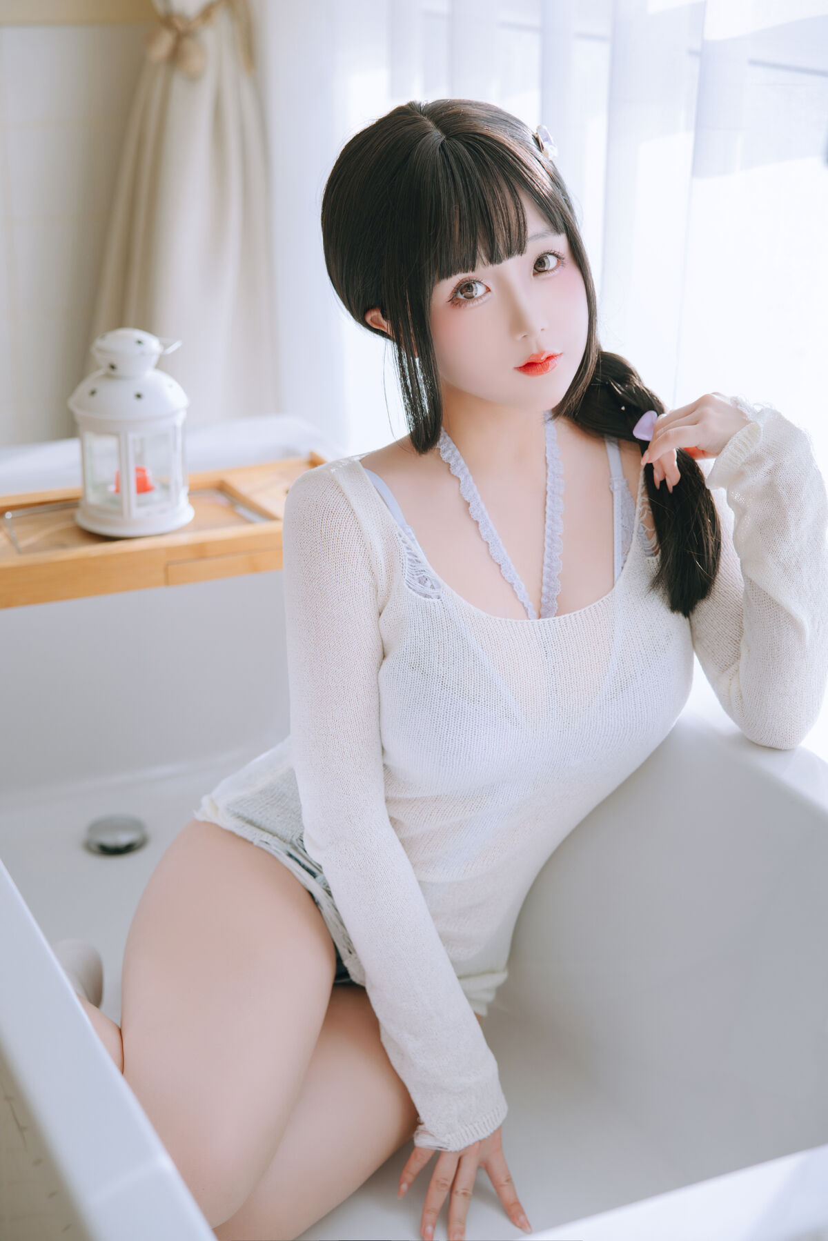 Coser@日奈娇 – 牛仔裤人妻 Part1