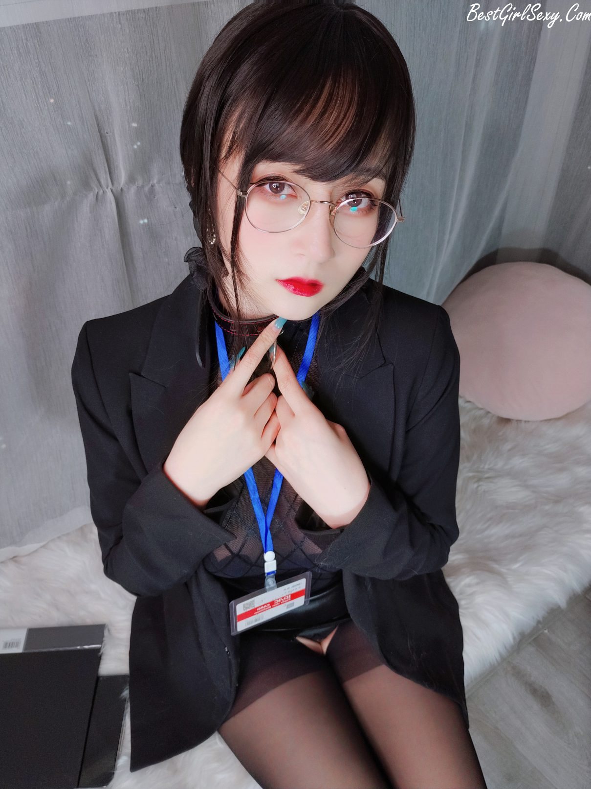 Coser@白银81 Vol.057 自撮り 黑丝情趣 A