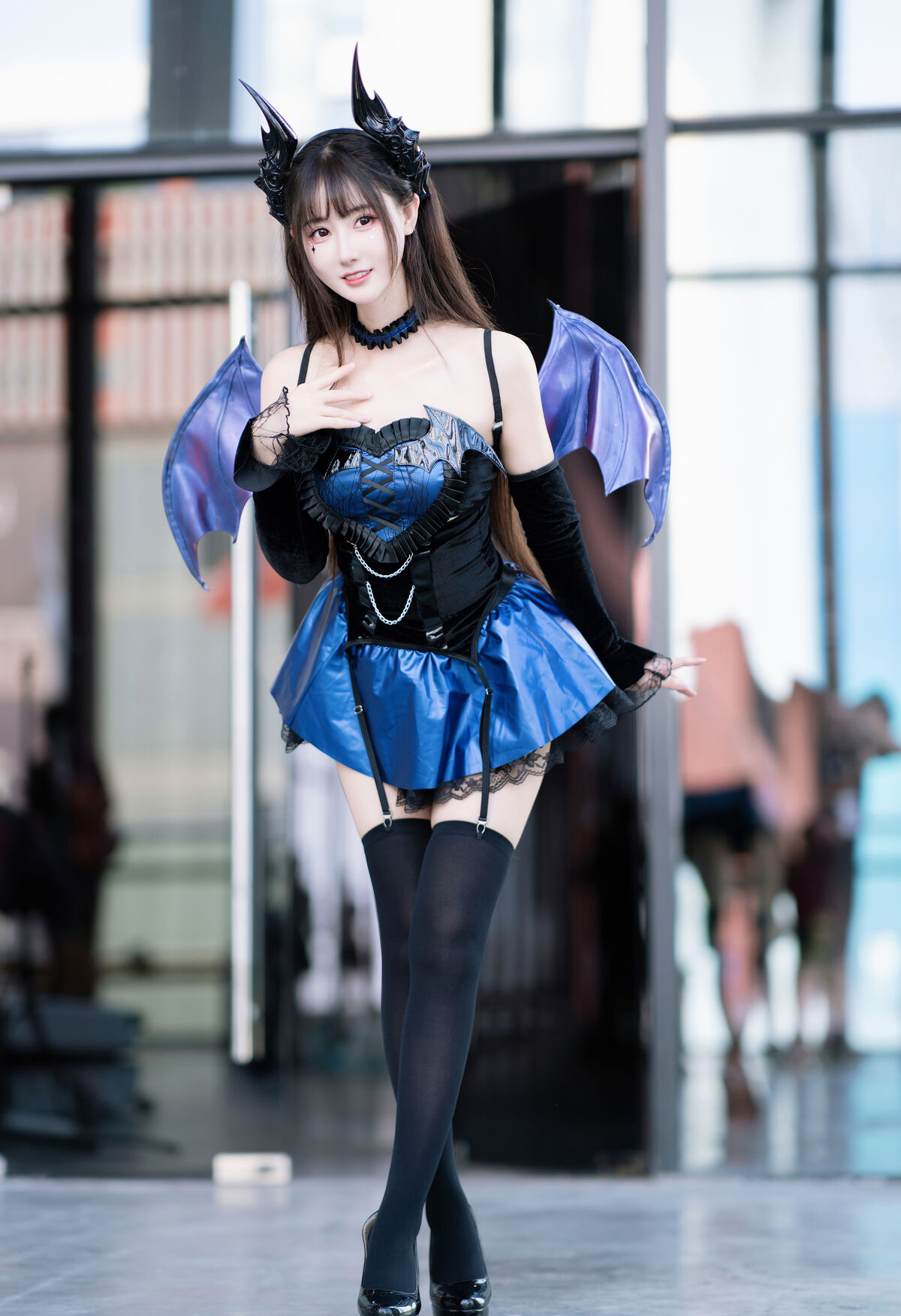 Coser@羽生三未 – 小恶魔 漫展返图