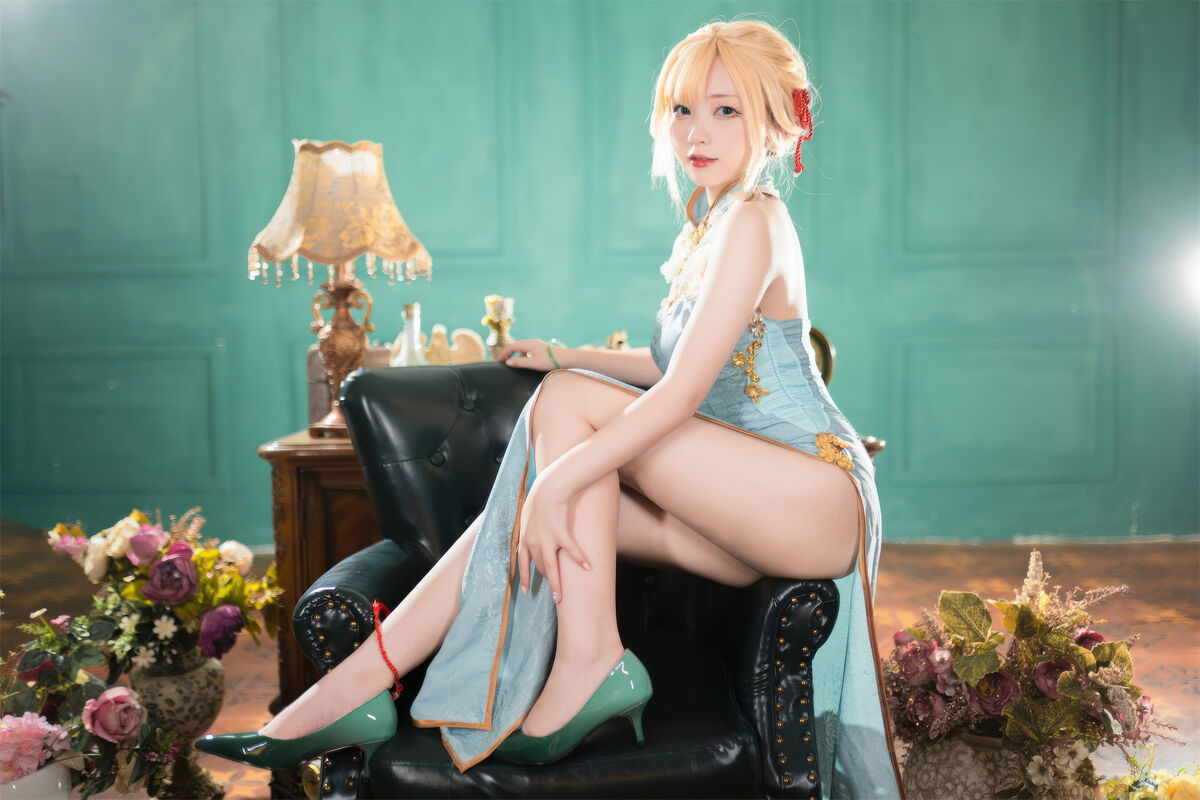 Coser@花铃 – 玉瓯立旗袍