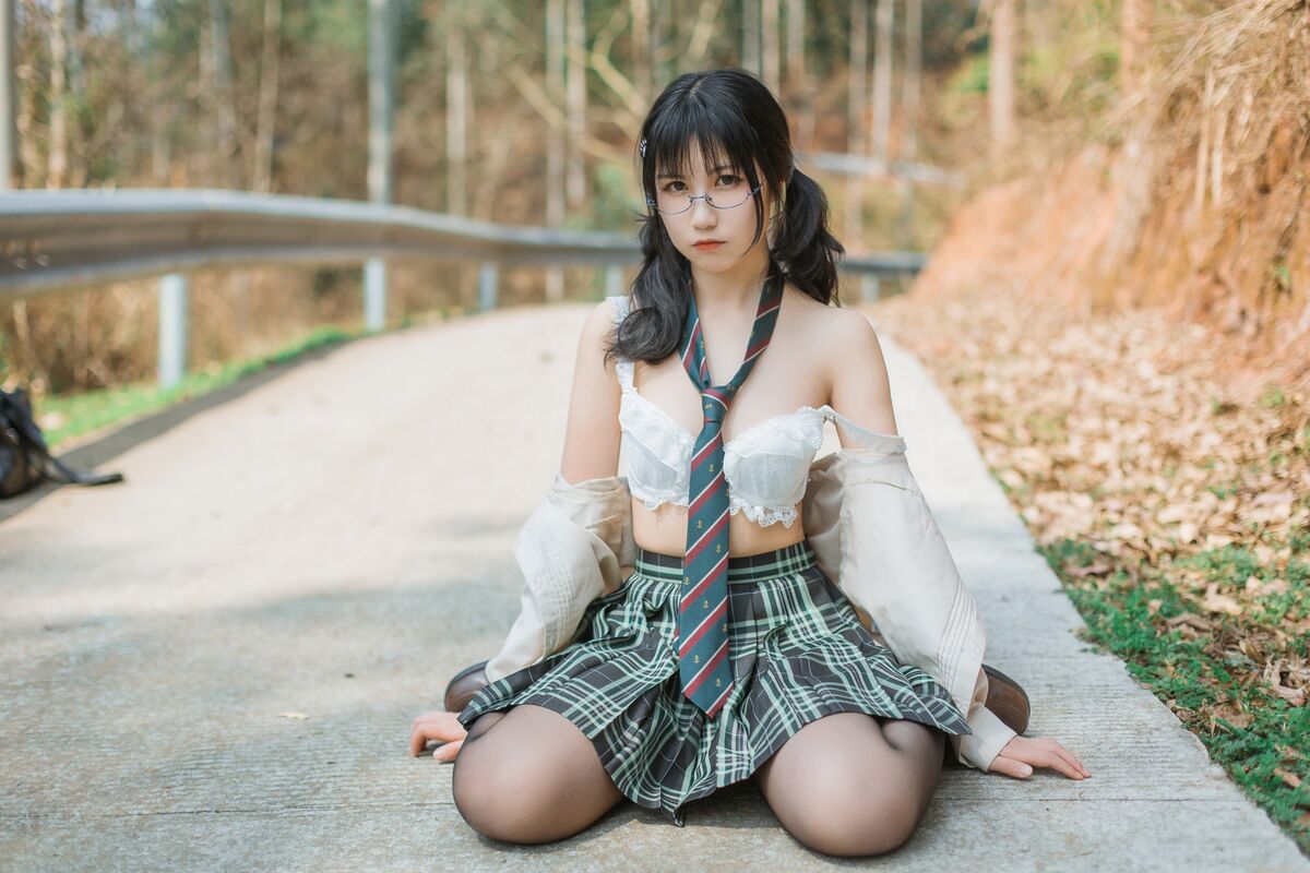 Coser@逐月SU – Wild Dew 野露