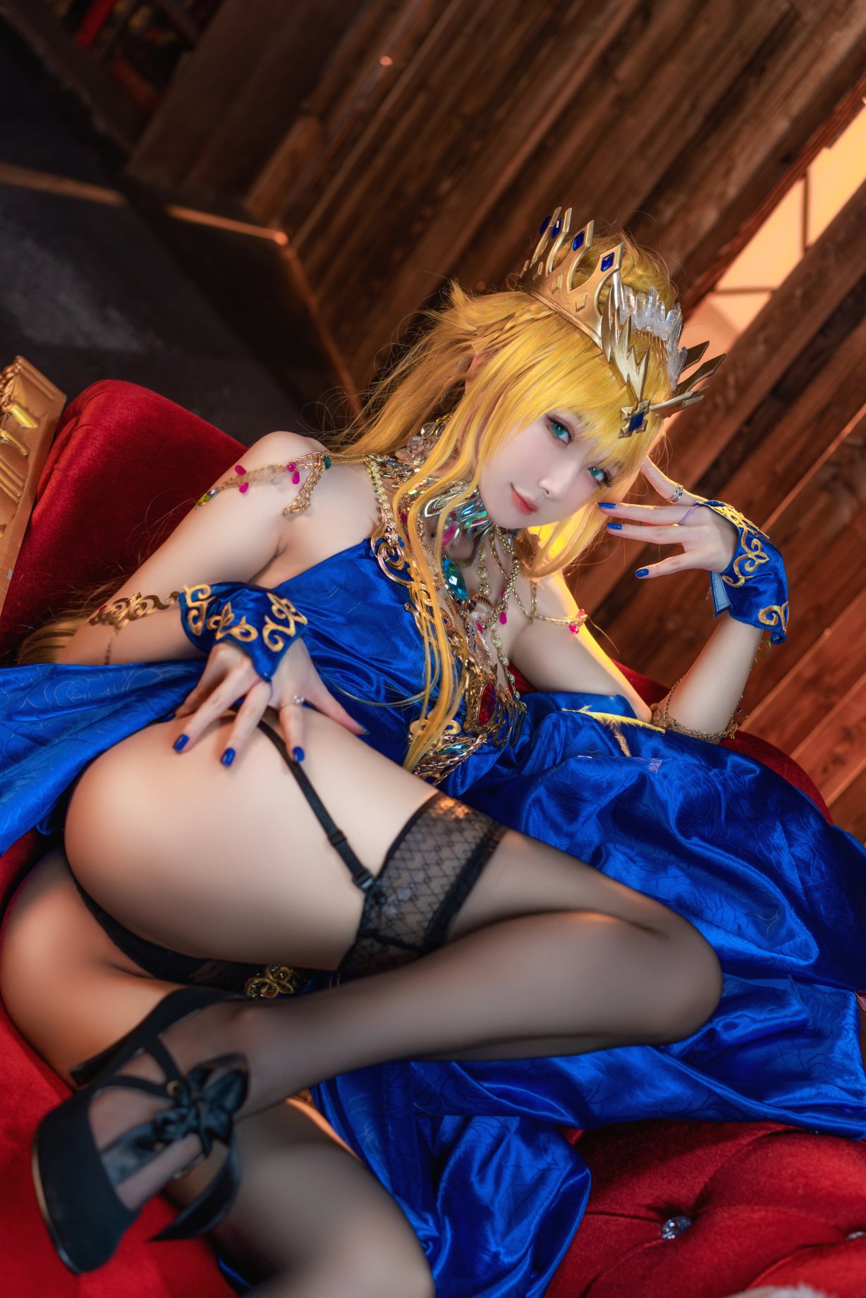 Coser@阿包也是兔娘 Vol.015 白枪呆同人睡衣