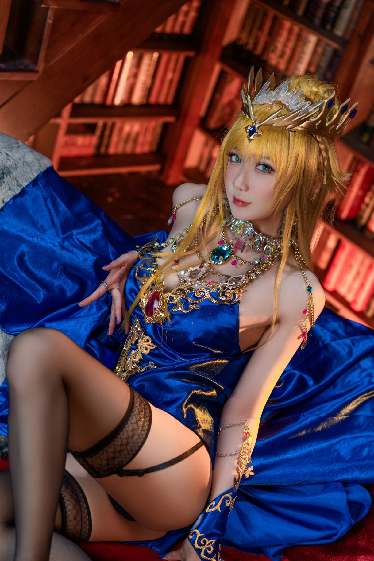 Coser@阿包也是兔娘 Vol.015 白枪呆同人睡衣