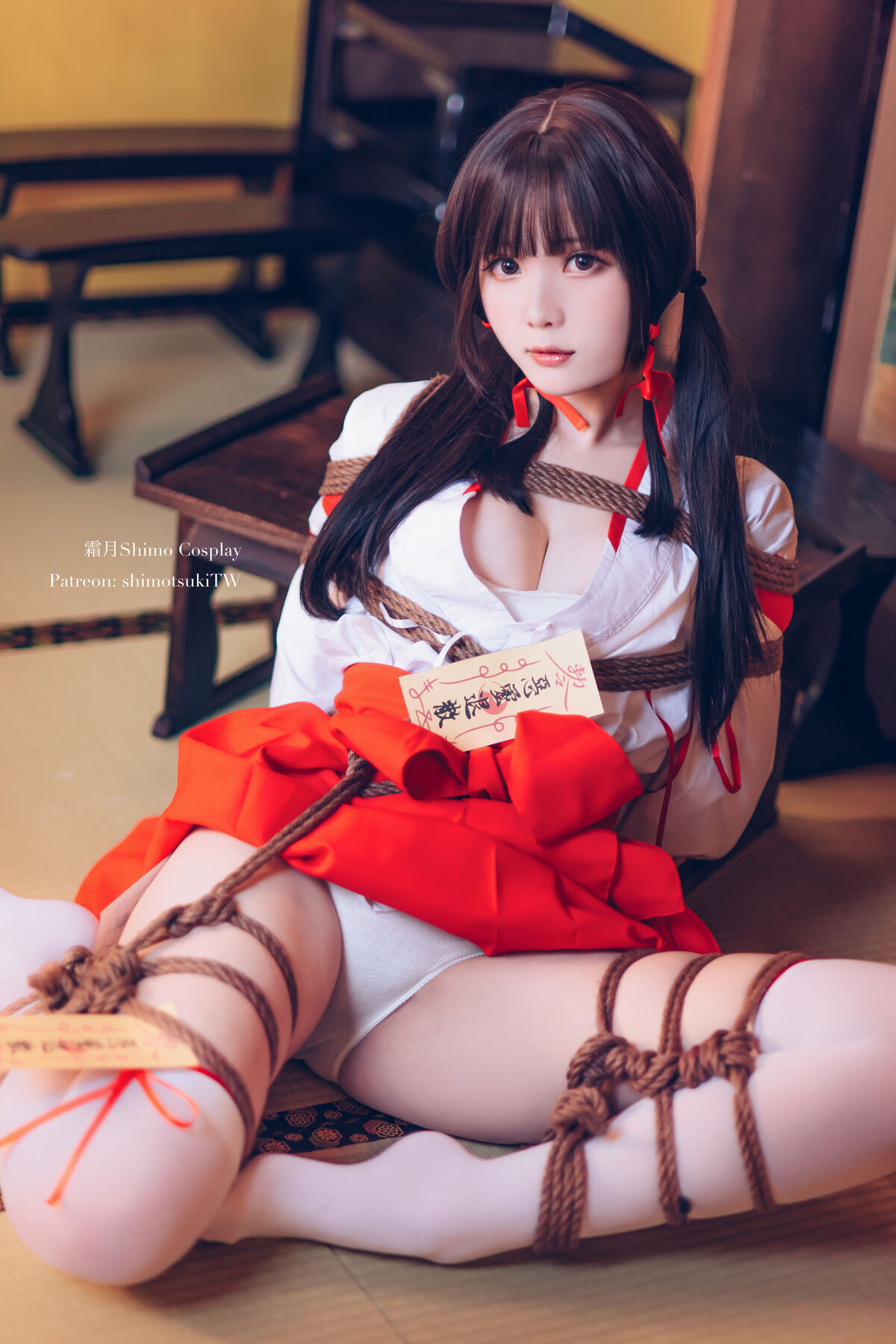 Coser@霜月shimo – 巫女捆绑