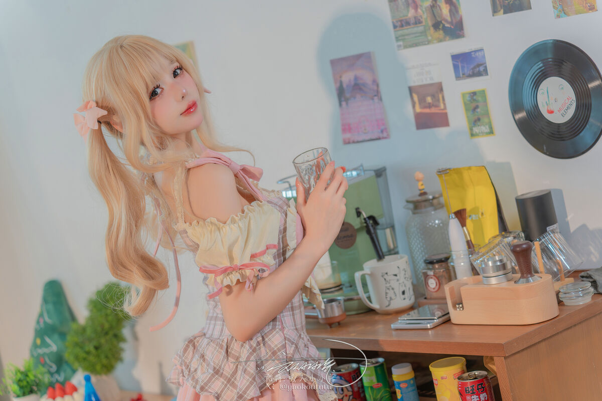 Coser@黏黏团子兔 – 居家甜妹 超级敏感