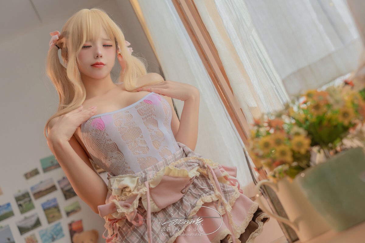 Coser@黏黏团子兔 – 居家甜妹 超级敏感