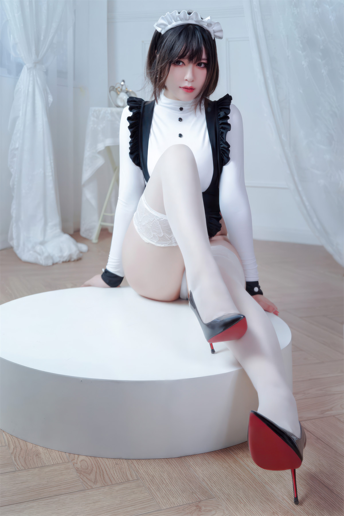 Cosplay 半半子Banbanko 纯白女仆