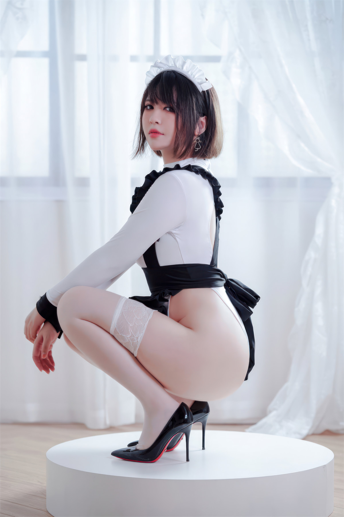 Cosplay 半半子Banbanko 纯白女仆