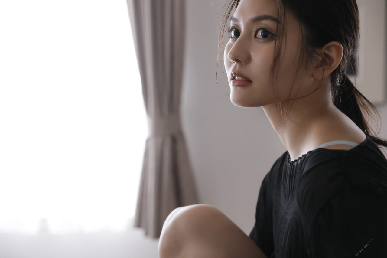 Yume Hayashi 林ゆめ, FRIDAYデジタル写真集 完全オリジナル撮り下ろし100カット&ムービー Set.01