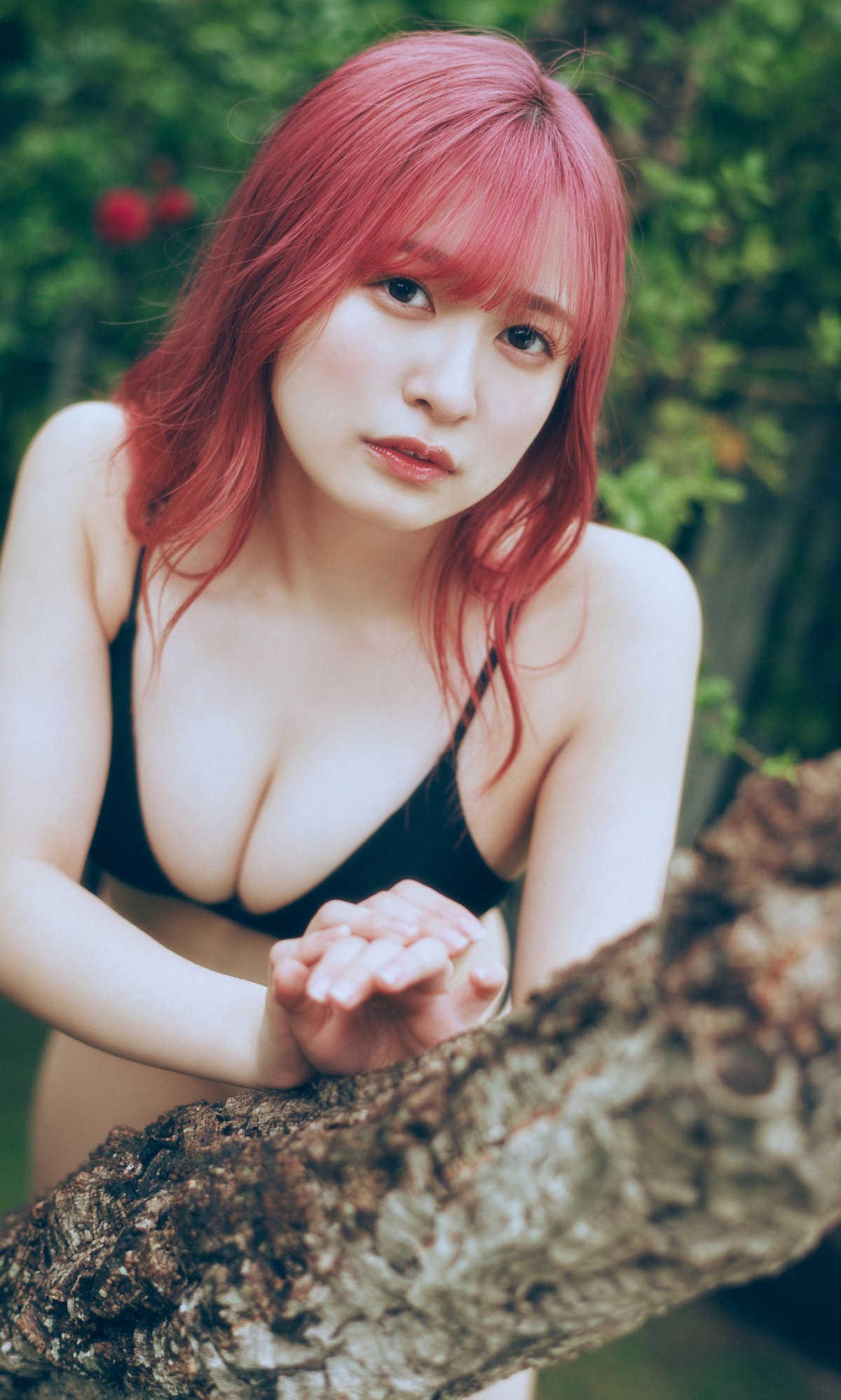 Digital limited デジタル限定 2023-07-03 Hayakawa Nagisa 早川渚紗 – Tsuyu na Pink Dark Weekly Pre-Photo Book 6 Digital limited デジタル限定 2023-07-03 Hayakawa Nagisa 早川渚紗 – Tsuyu na Pink Dark Weekly Pre-Photo Book