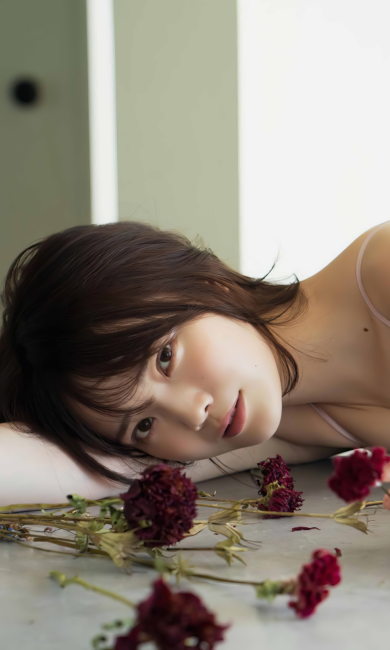 Himeka Araya 新谷姫加, 周プレ Photo Book 「Flower」 Set.01