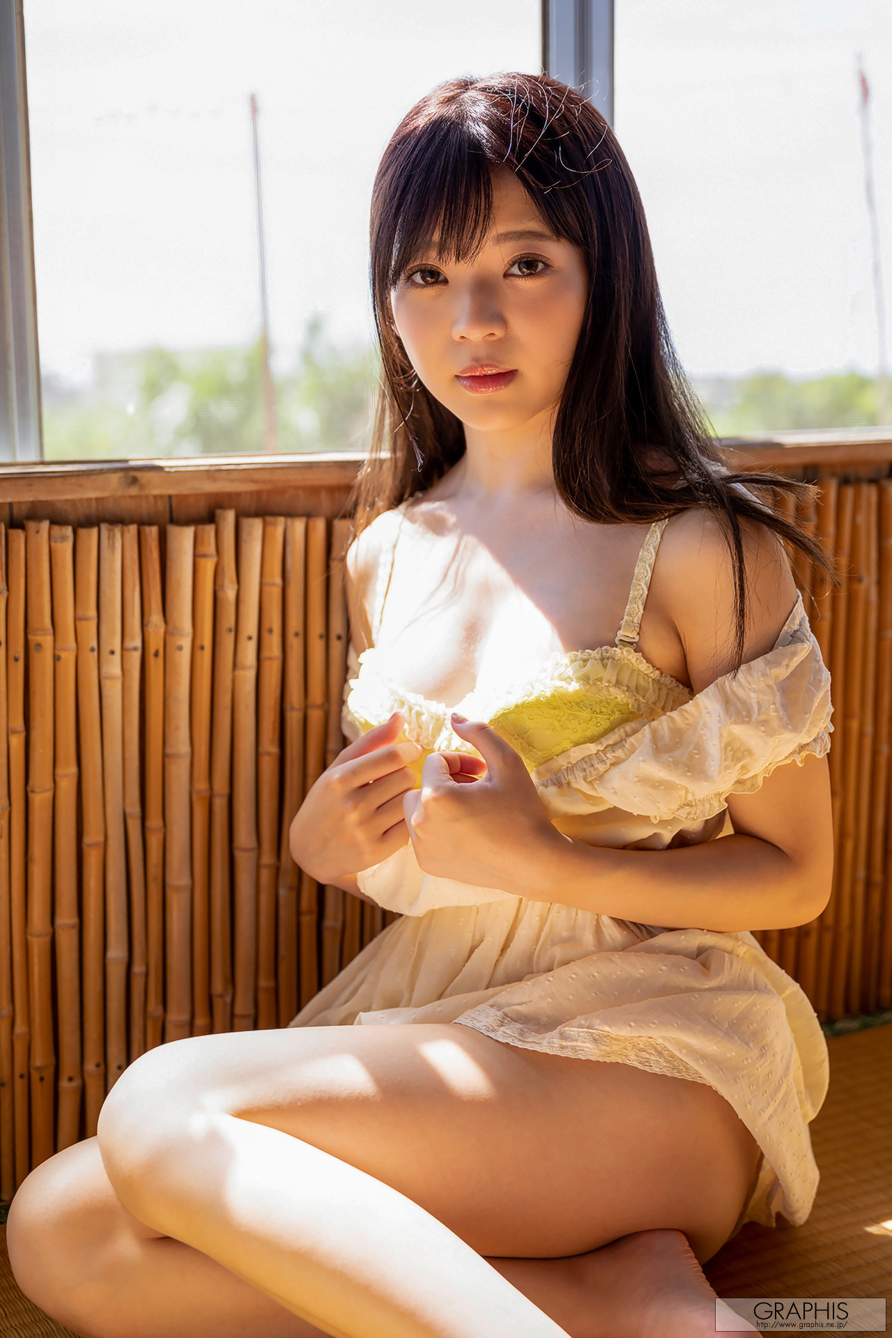 Izuna Maki 槙いずな, Graphis Calendar 2024.05