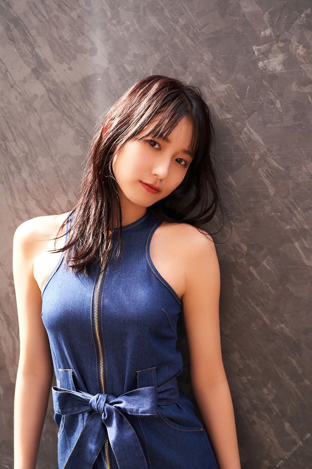 ZIP 冈お天気キャスター 志田音々现役女子大生の初ビキニ Vol.3 未公开 119 カット完全版 FRIDAY デジタル写真集 B