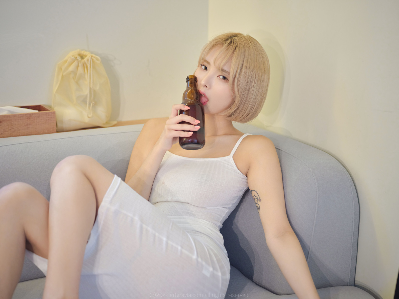 Kim Hyoyeon 김효연, ArtGravia Vol.396 Photobook Set.01