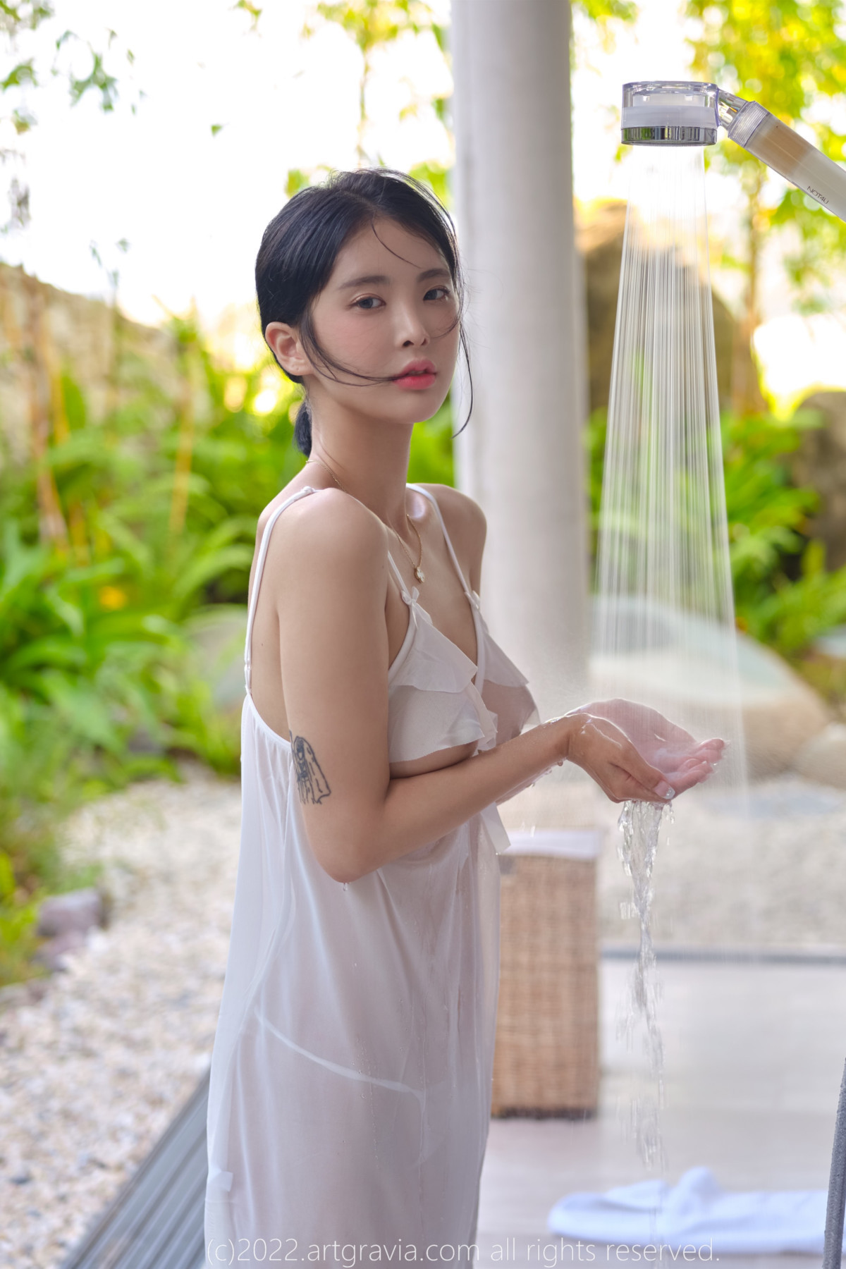 Kim Hyoyeon 김효연, ArtGravia Vol.456 Photobook Set.01