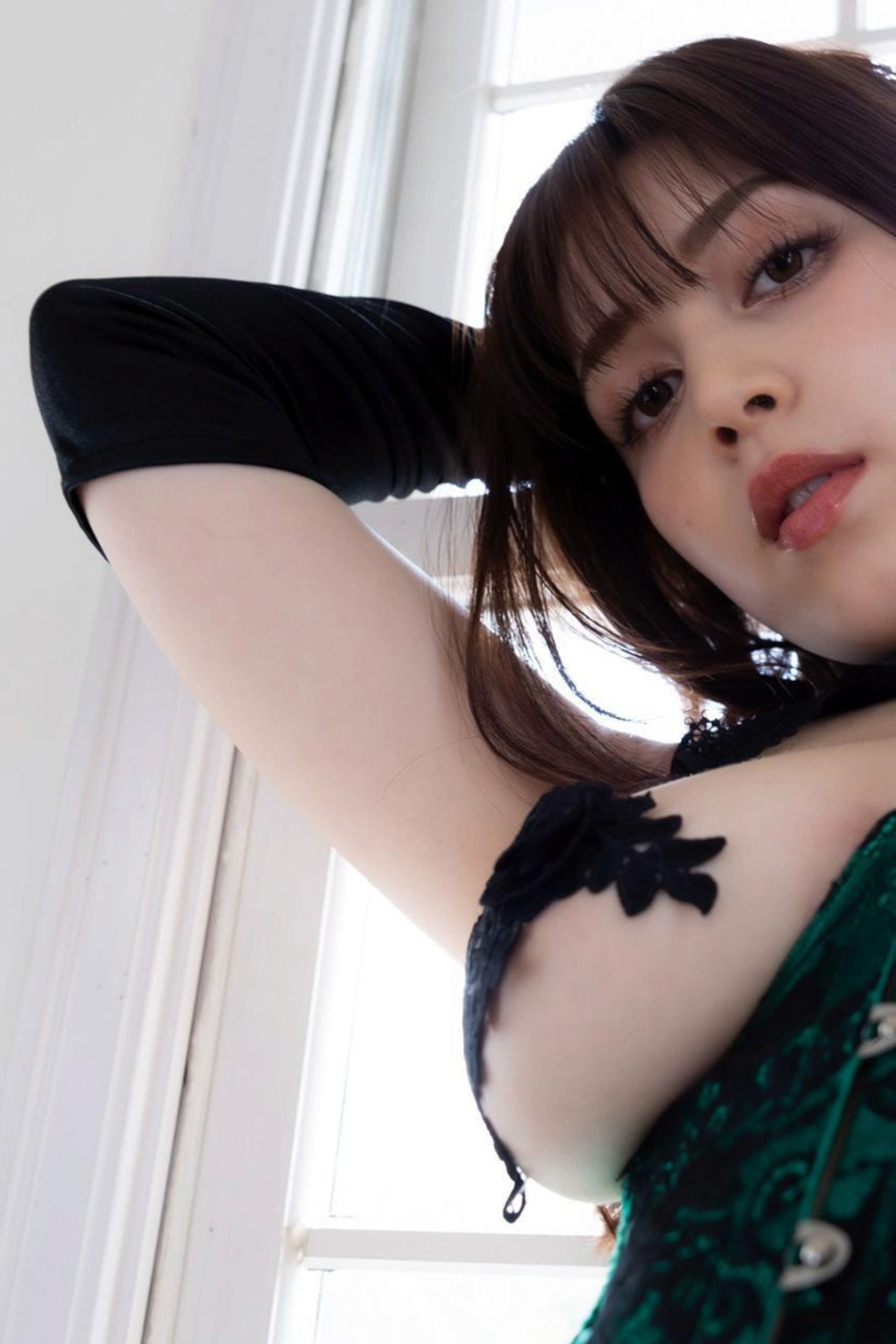 Michelle Megumi ミッシェル愛美, 写真集 「美の極み」 Set.01