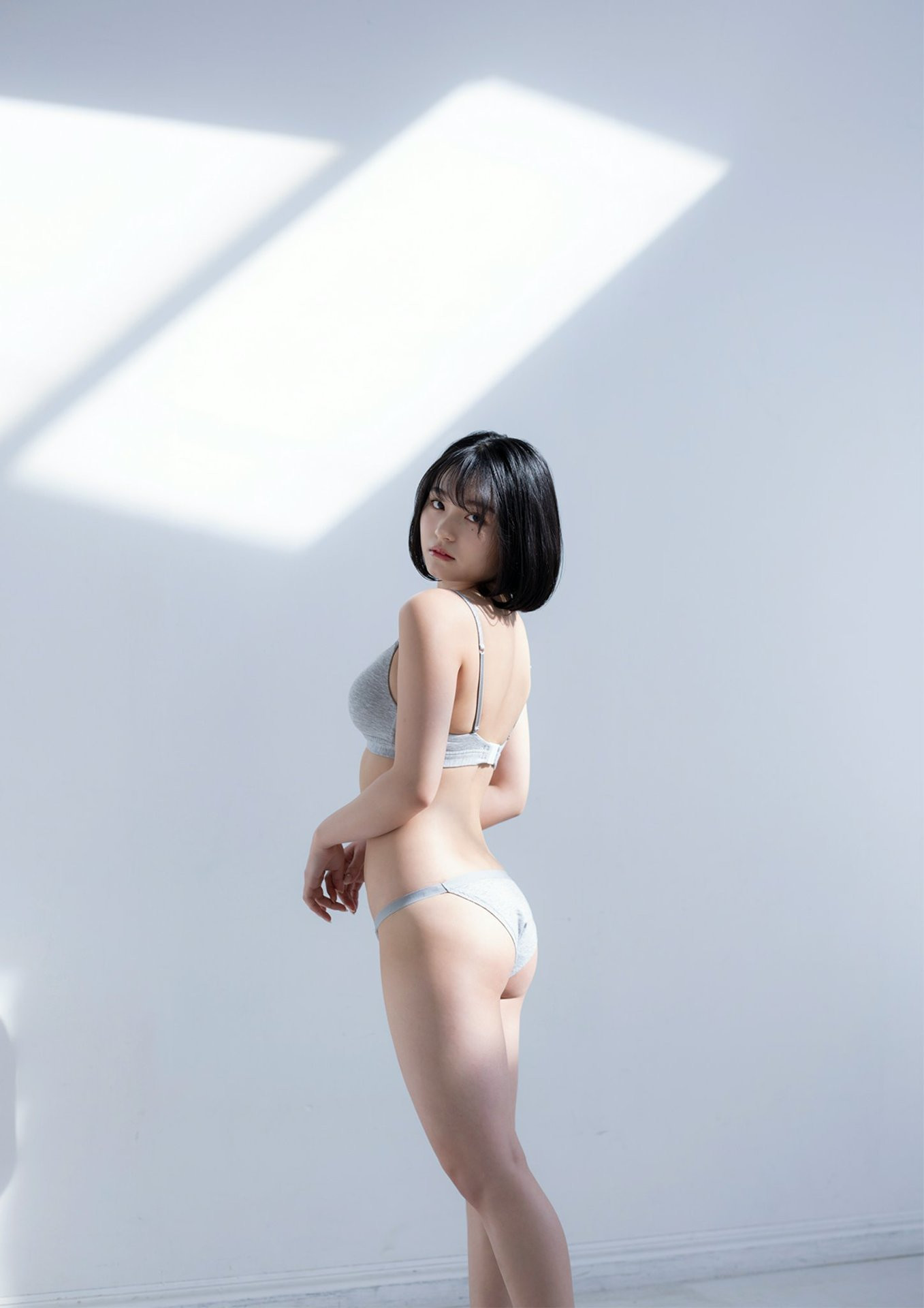 Mizuki Kirihara 桐原美月, BRODYデジタル写真集 「ハイカラガール」 Set.02