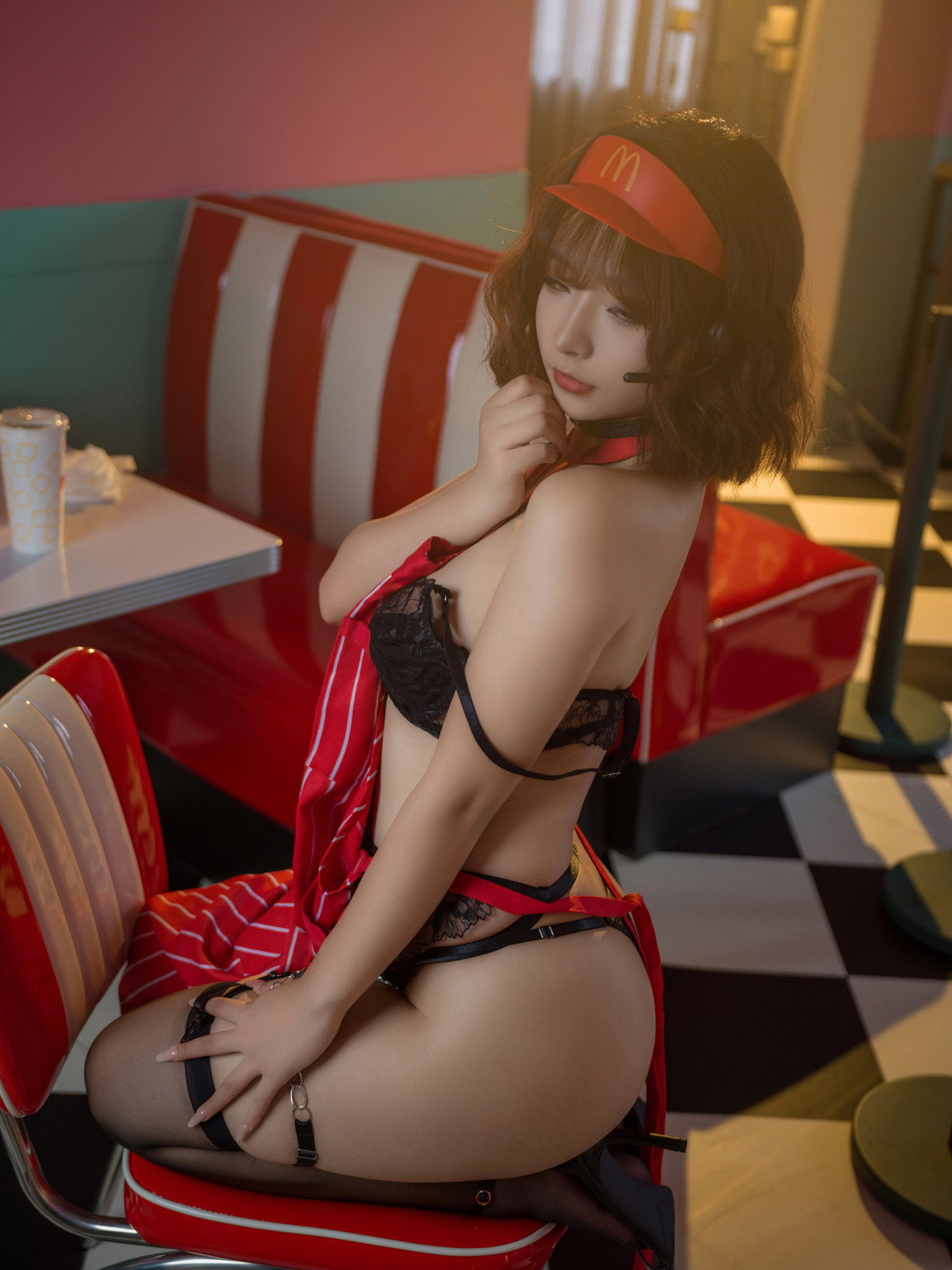 Cosplay Yuuhui玉汇 麦当劳的女服务员 Set.01