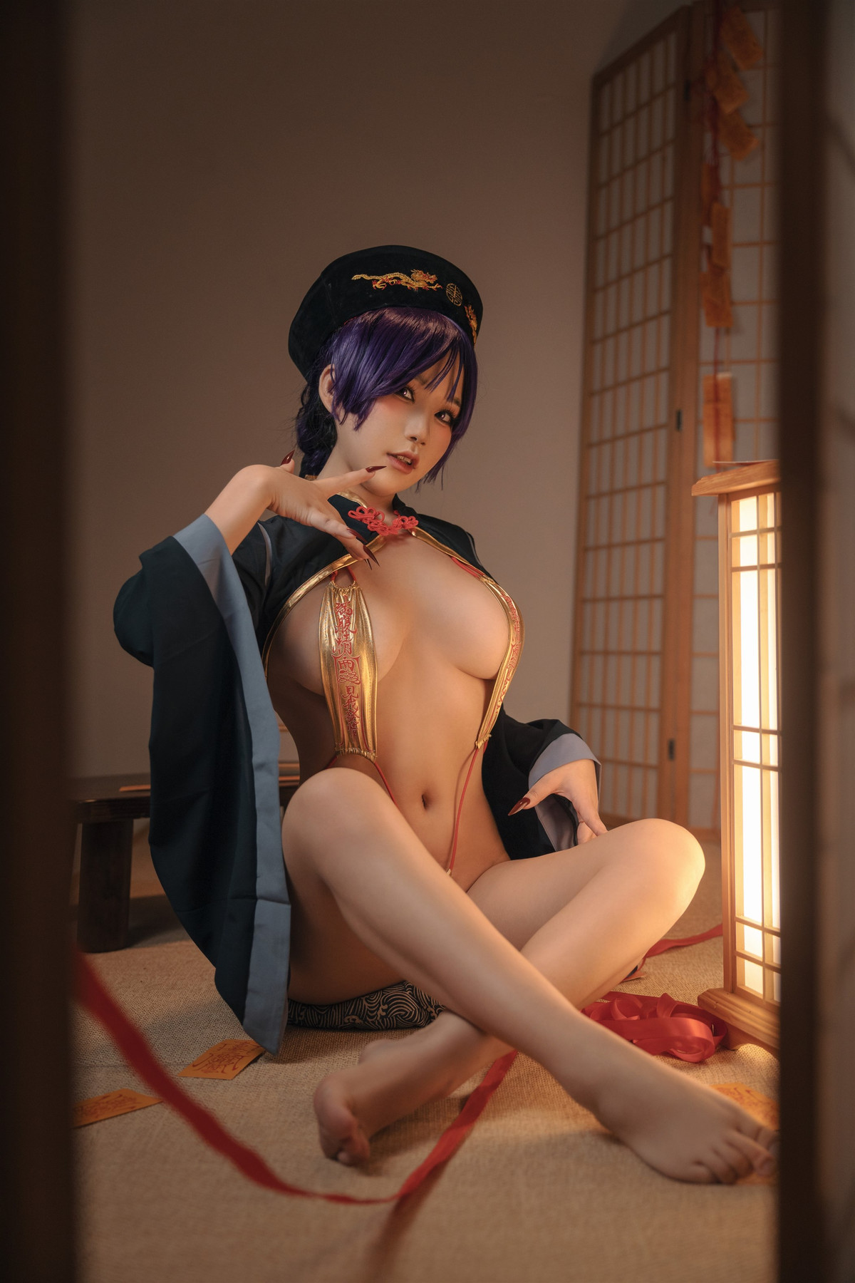 Cosplay 七七娜娜子 小僵尸