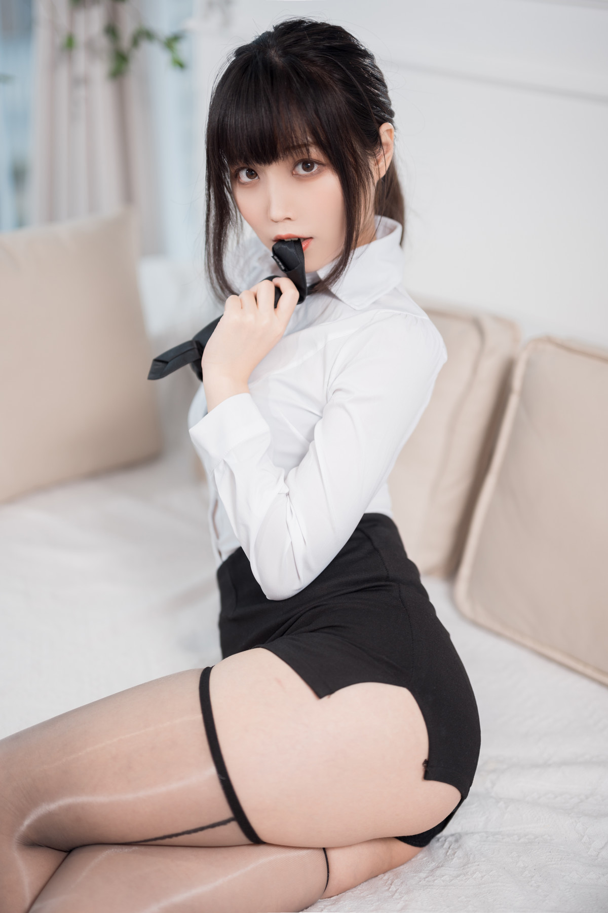 Cosplay 汪知子 Office Lady