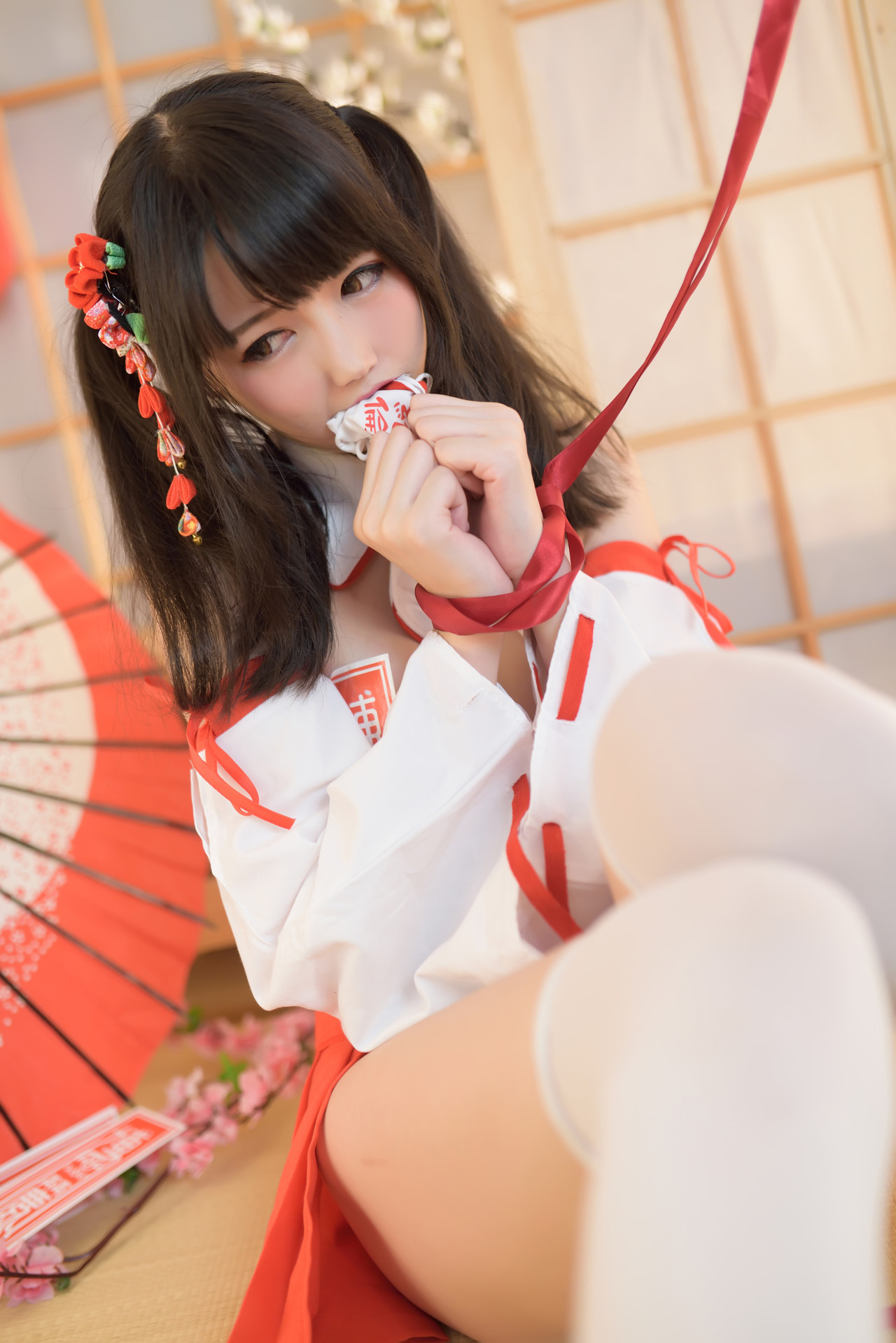 Cosplay Nagisa魔物喵 电子写真本