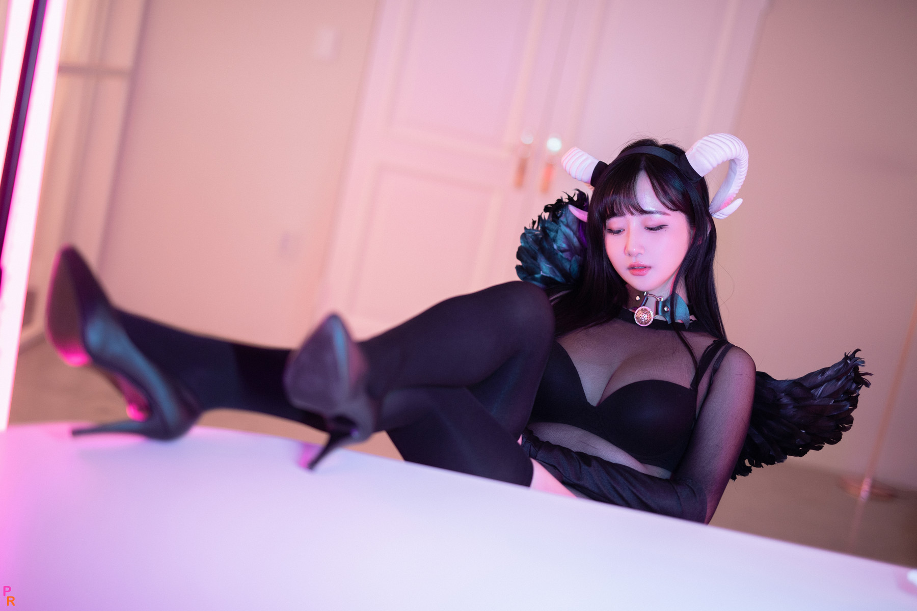 Han Jina 한지나, [PINK] Succubus Set.01