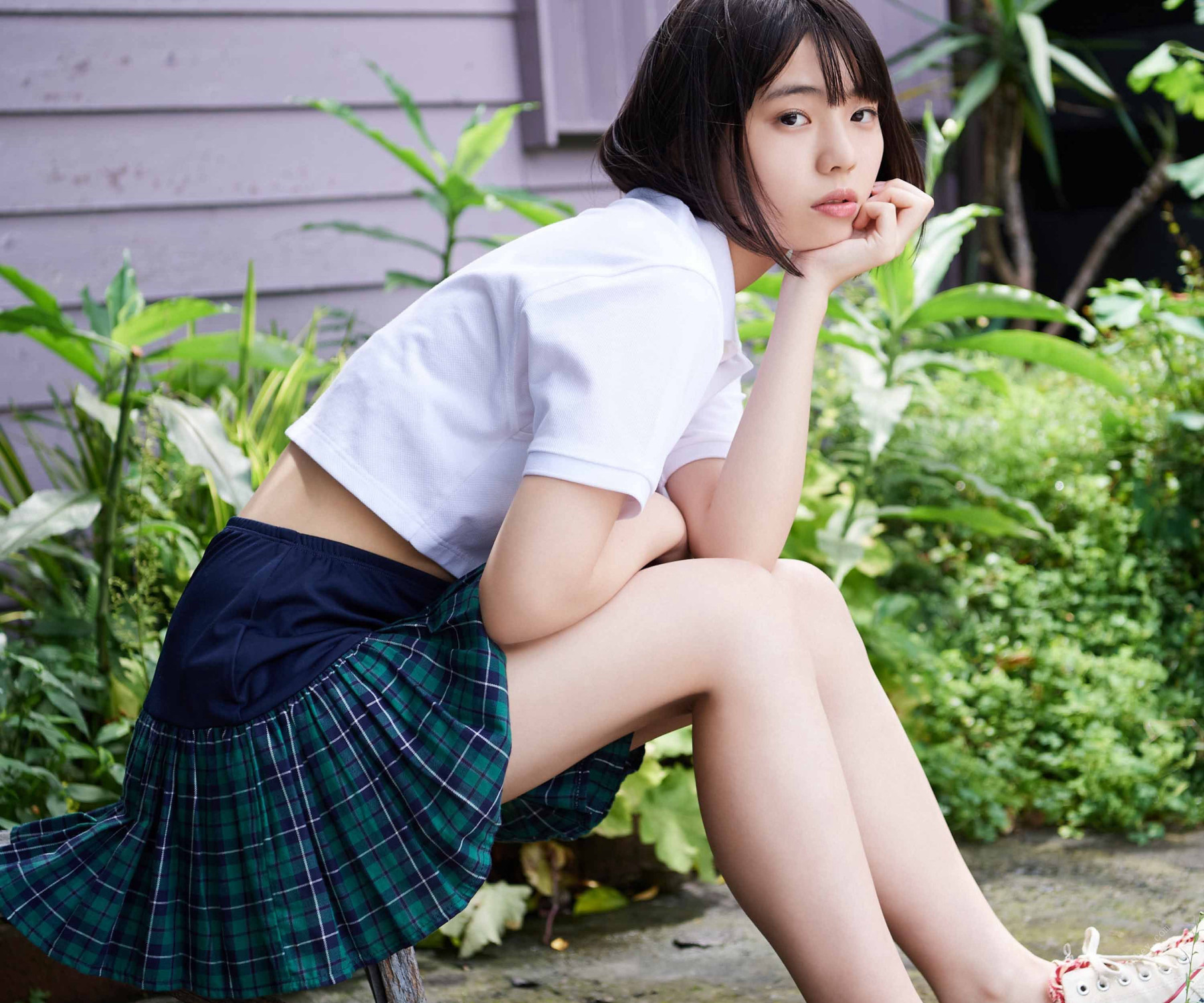 Hina Kikuchi 菊地姫奈, 周プレ Photo Book 「ススメ、夏色女子高生」 Set.01