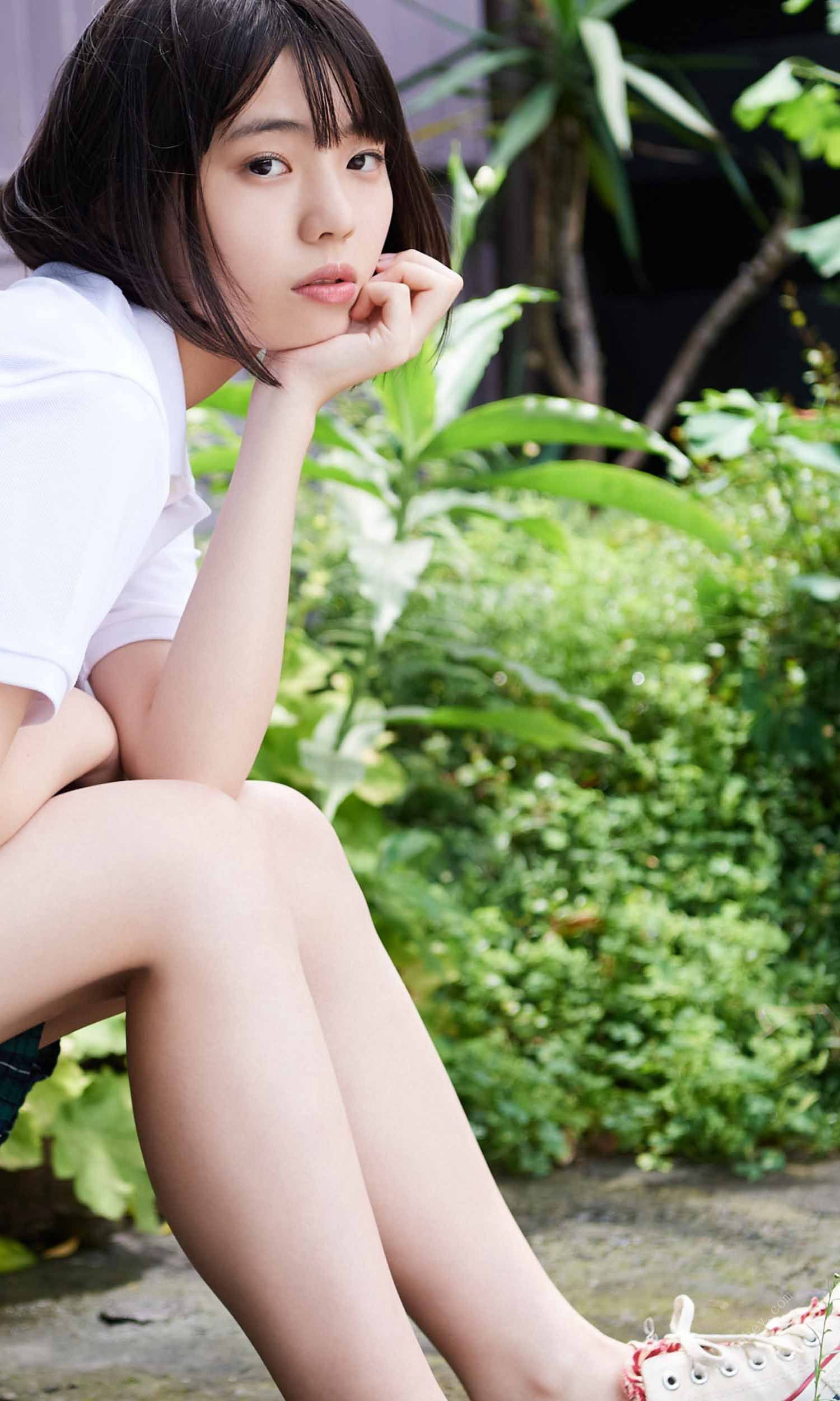 Hina Kikuchi 菊地姫奈, 周プレ Photo Book 「ススメ、夏色女子高生」 Set.01
