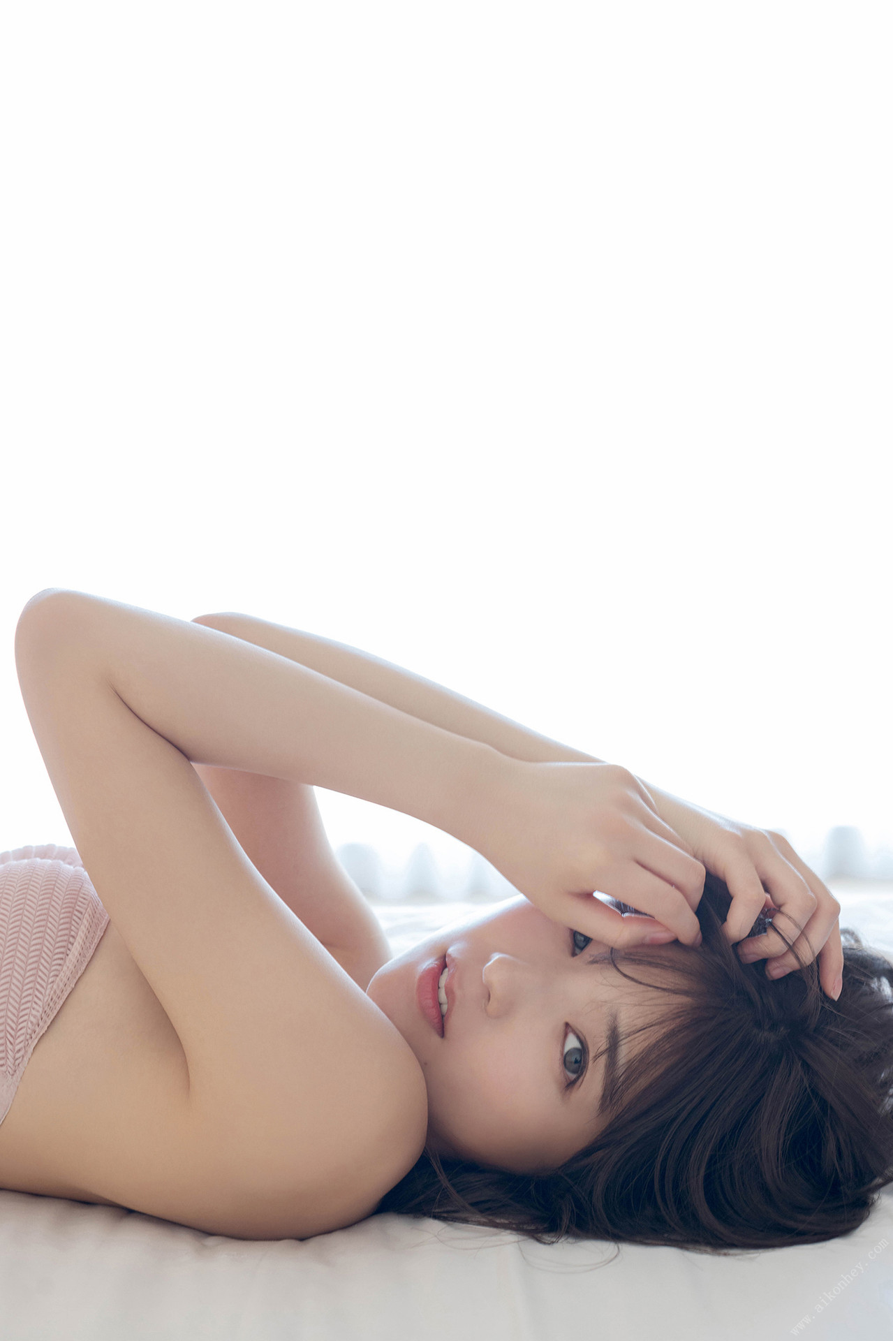 Mio Kudo 工藤美桜, ＦＲＩＤＡＹデジタル写真集 『秘密の旅』 Set.01