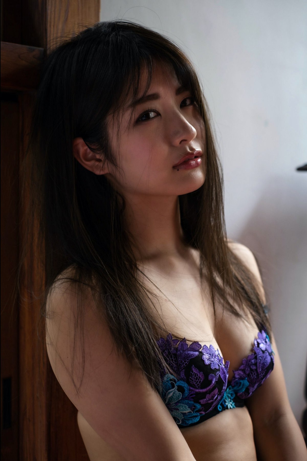 Photobook 2021-12-10 Aoi Mizutani 水谷あおい – Blue Sunbeams 35 Photobook 2021-12-10 Aoi Mizutani 水谷あおい – Blue Sunbeams