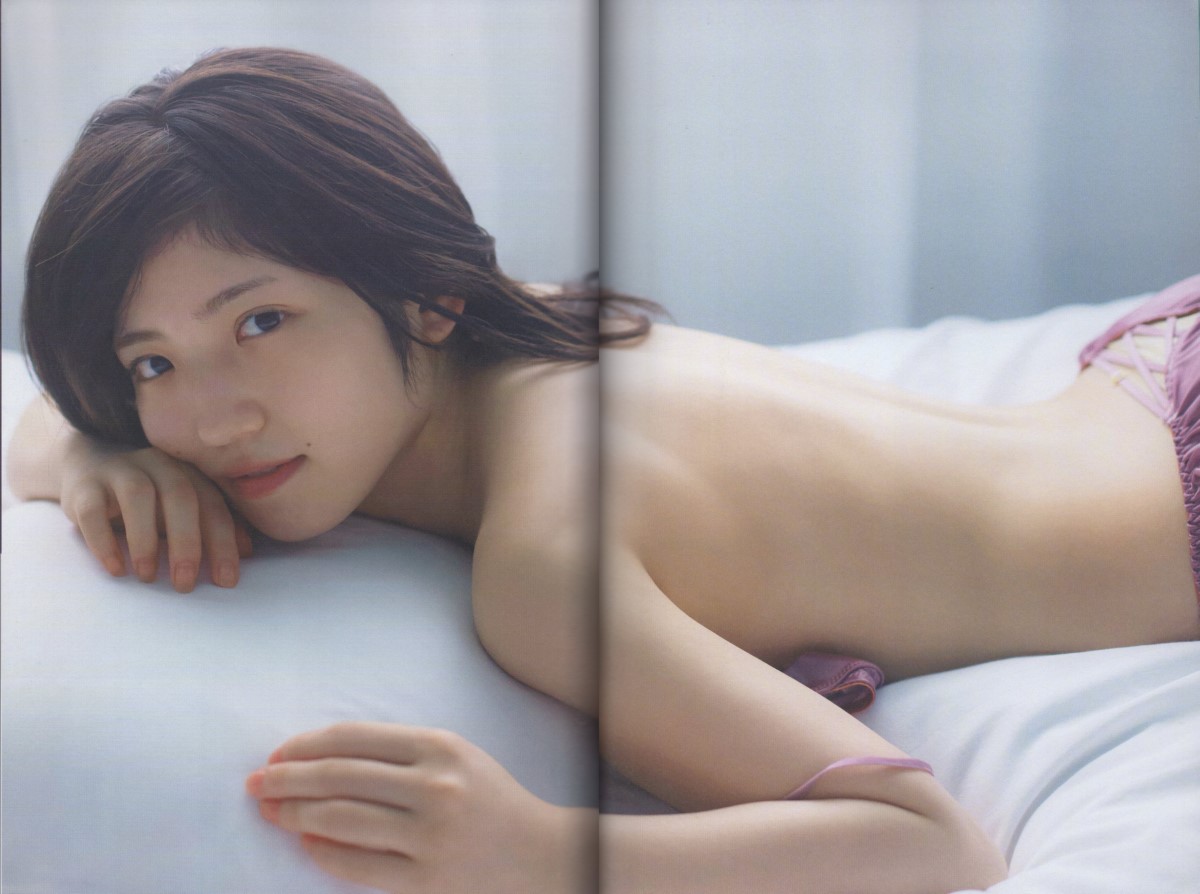 Photobook 2022-09-02 Lady Collector