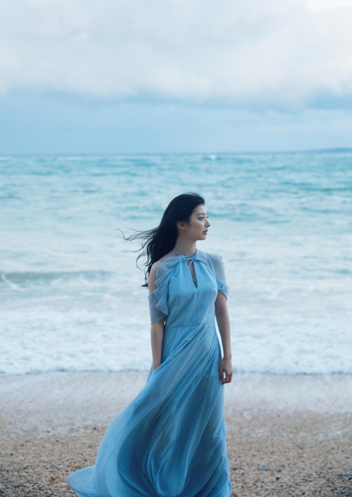 Photobook 2023.04.19 Tomu Muto 武藤十夢 – 1st Photobook Tomumoyo