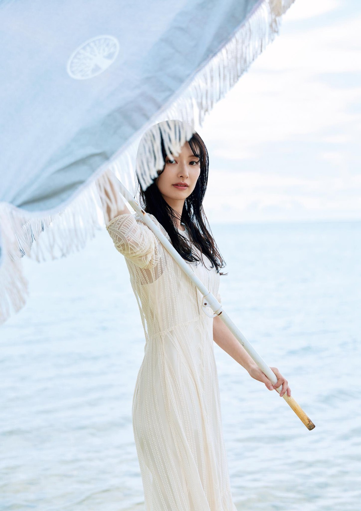 Photobook 2023.04.19 Tomu Muto 武藤十夢 – 1st Photobook Tomumoyo