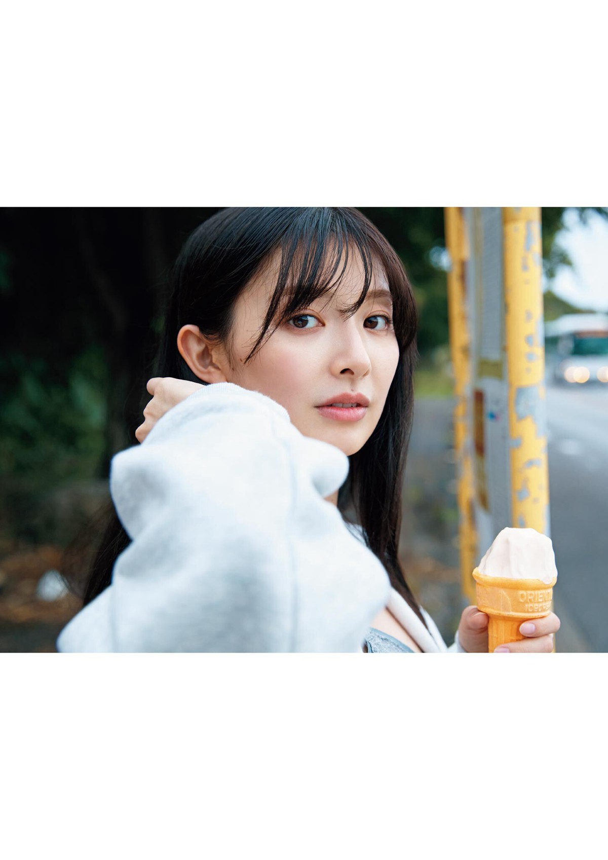 Photobook 2023.04.19 Tomu Muto 武藤十夢 – 1st Photobook Tomumoyo