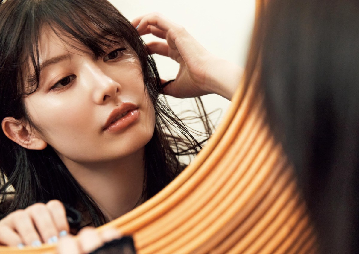 Photobook 2023.04.19 Tomu Muto 武藤十夢 – 1st Photobook Tomumoyo