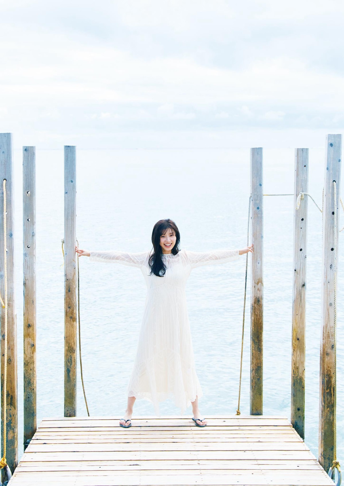 Photobook 2023.04.19 Tomu Muto 武藤十夢 – 1st Photobook Tomumoyo