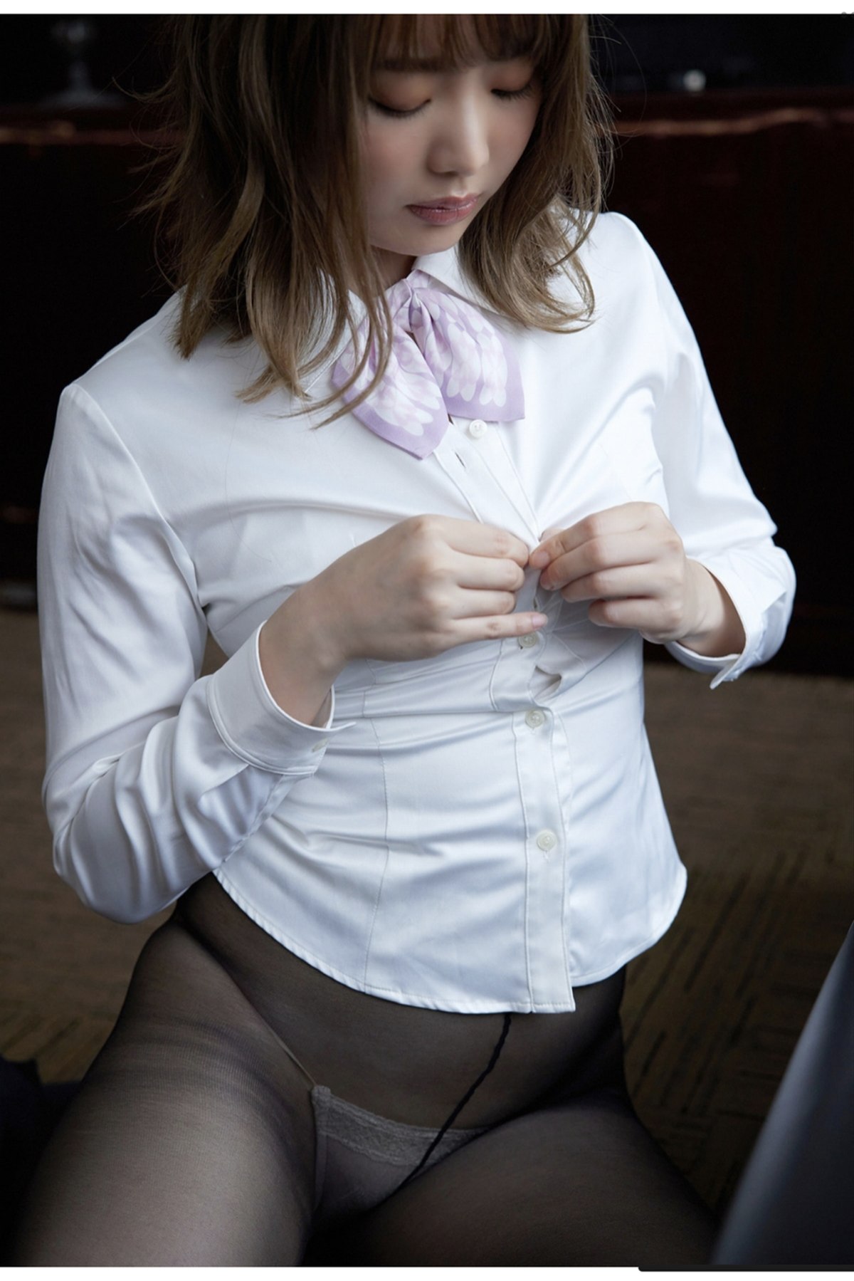 Photobook Nanami 七海 – OL San With A Lot Of Temptations