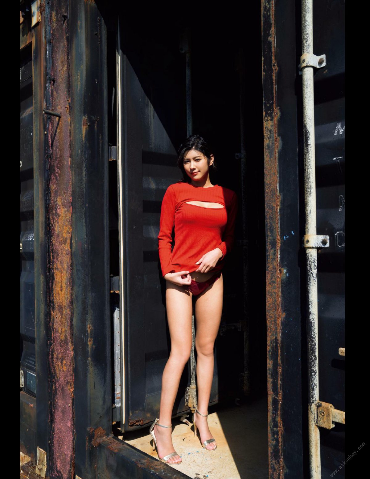 Suzume Mino 美乃すずめ 1st Photobook – Yu bi 優美 2021-08-25
